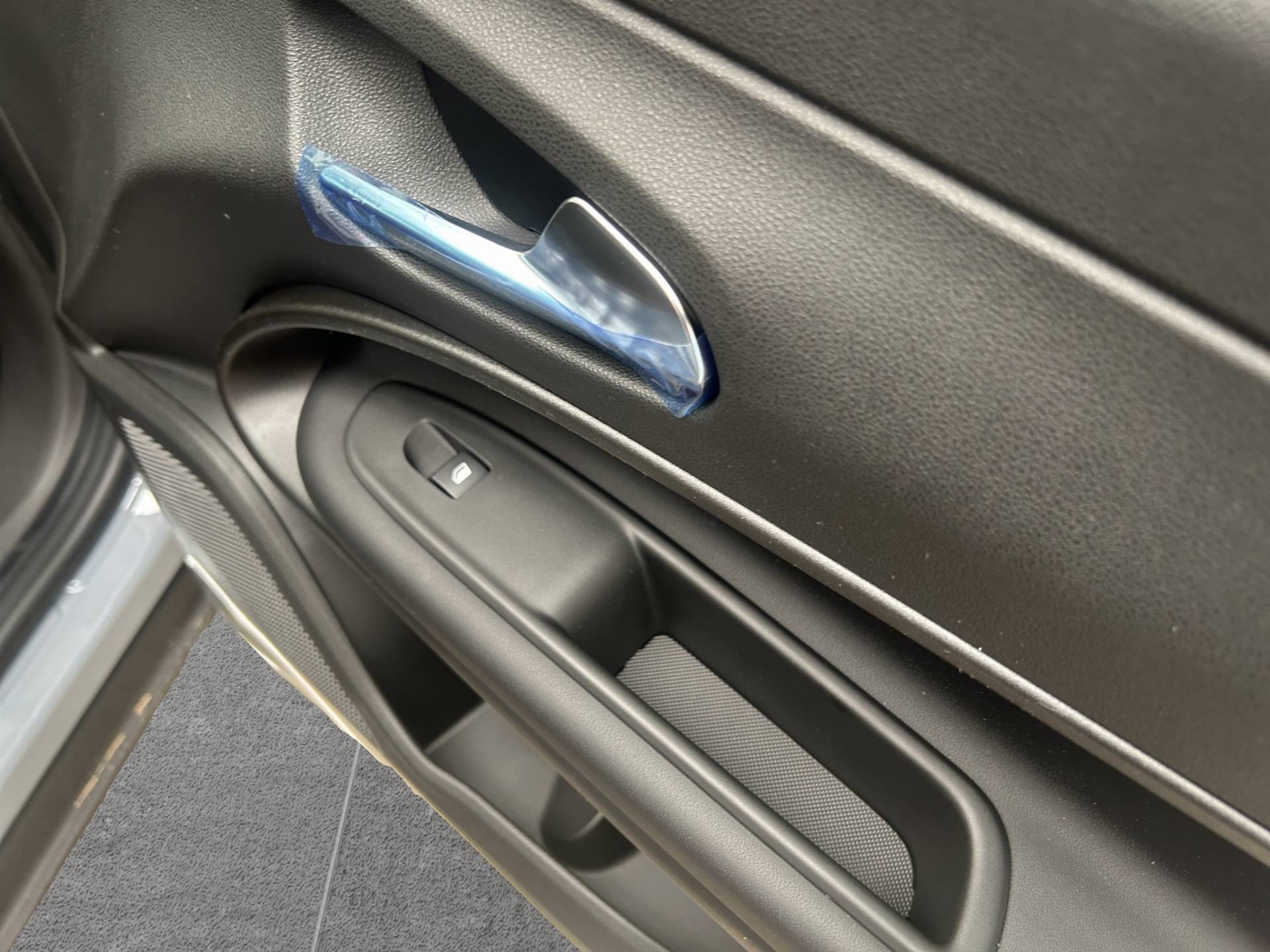 JEEP Avenger Avenger 1.2 turbo e-hybrid Altitude fwd 100cv edct6 usata in pronta consegna - Brandini