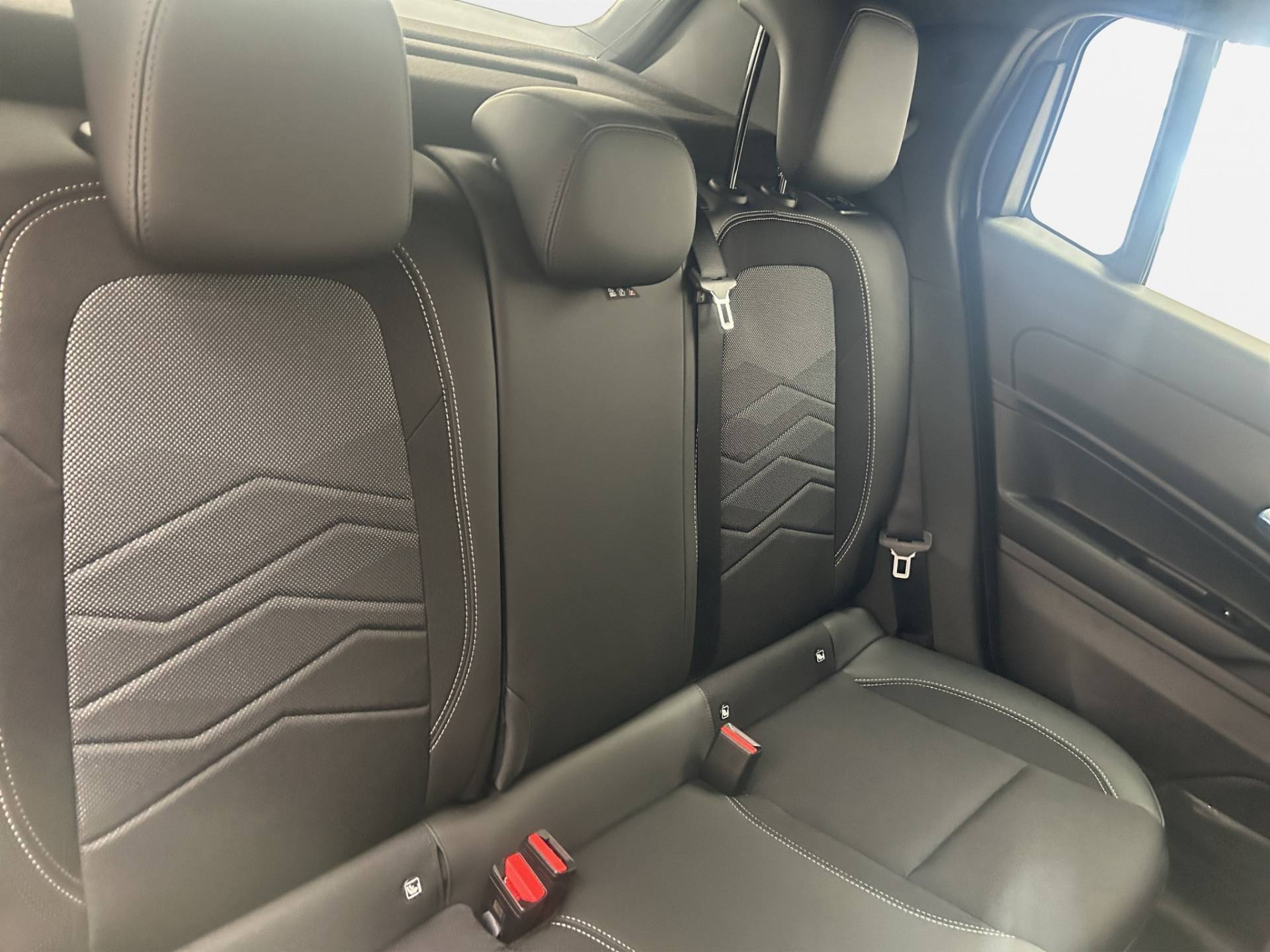 JEEP Avenger Avenger 1.2 turbo e-hybrid Altitude fwd 100cv edct6 usata in pronta consegna - Brandini