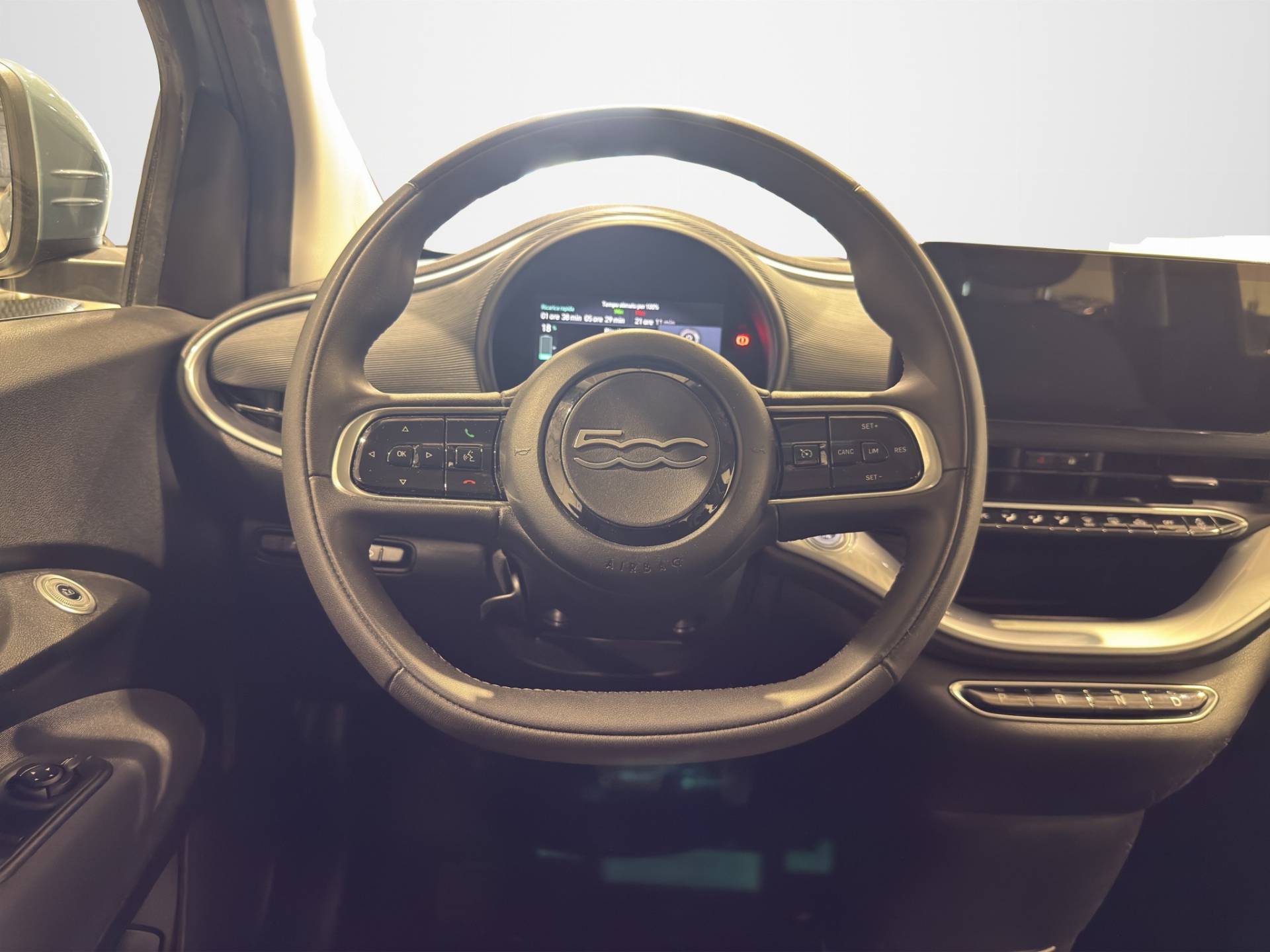 FIAT 500 500e 42 kWh Icon + usata in pronta consegna - Brandini