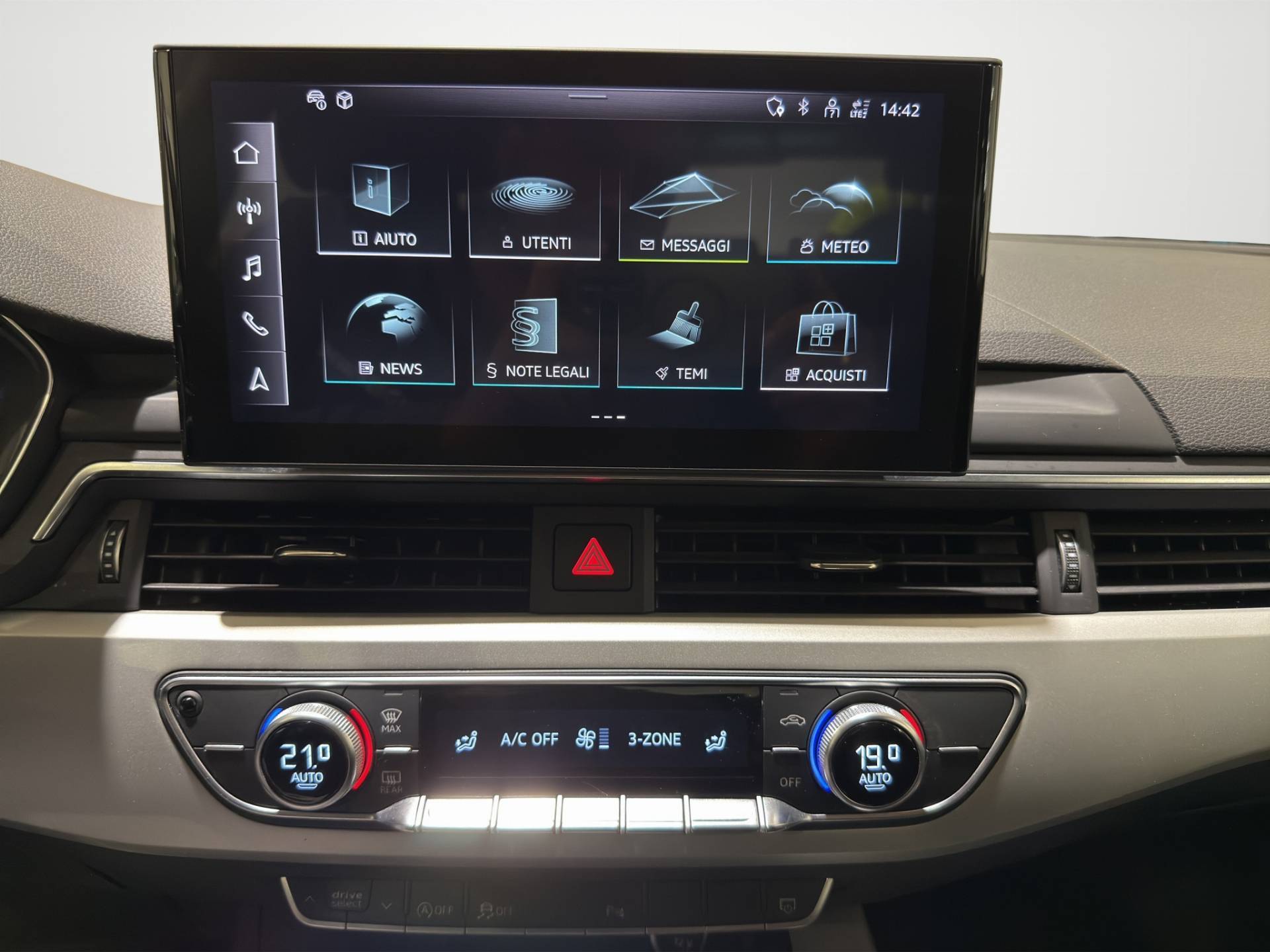 AUDI A4 A4 35 2.0 tfsi mhev S line Edition 150cv s-tronic usata in pronta consegna - Brandini