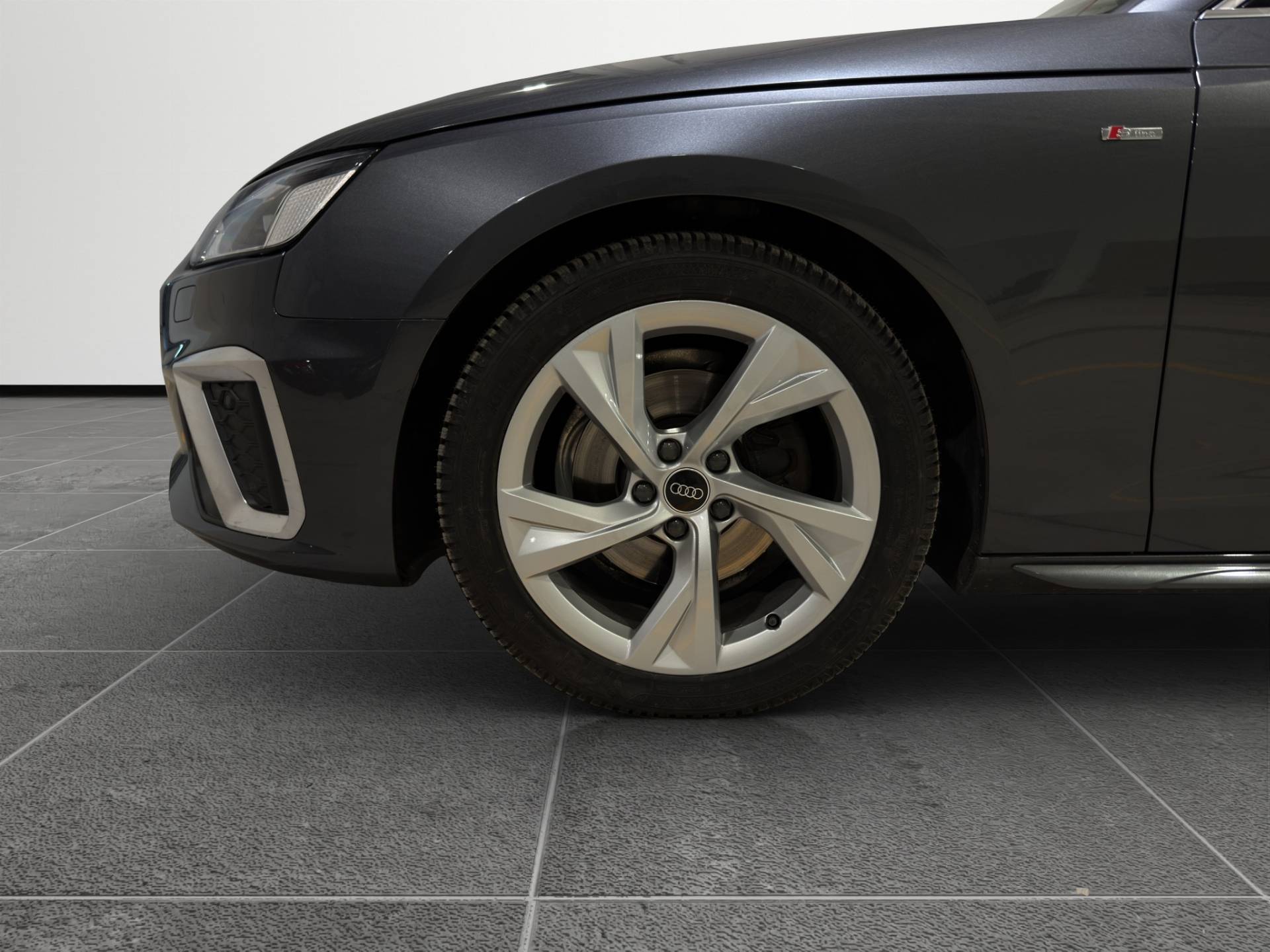 AUDI A4 A4 35 2.0 tfsi mhev S line Edition 150cv s-tronic usata in pronta consegna - Brandini