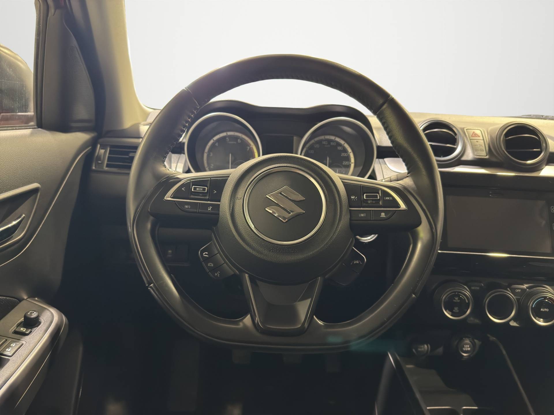 Auto Venduta - SUZUKI Swift Swift 1.2 hybrid Top allgrip 4wd usata in pronta consegna - Brandini