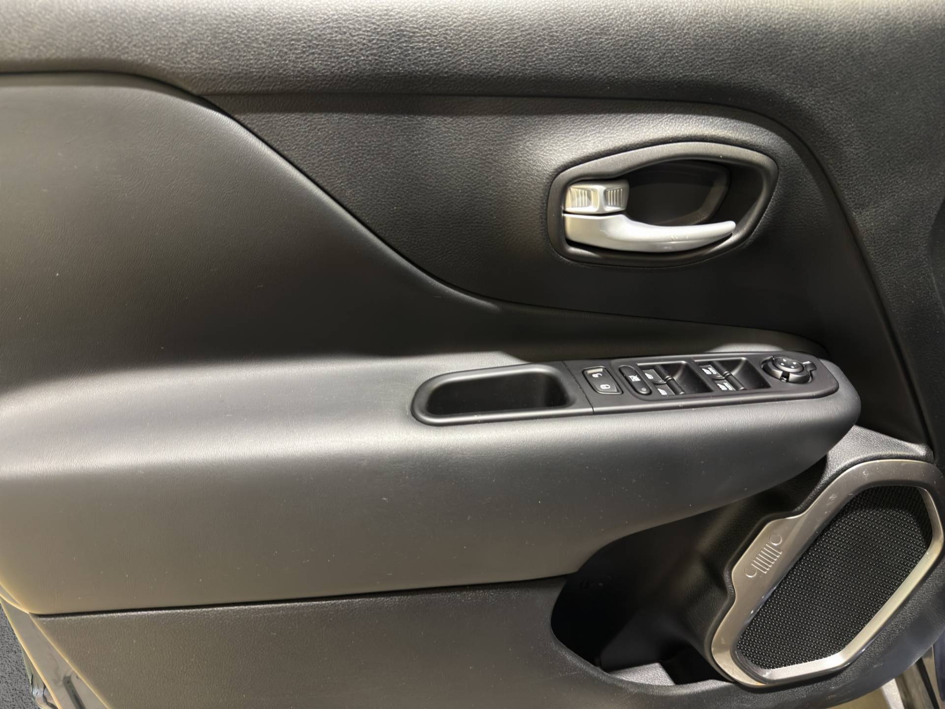 JEEP Renegade Renegade 1.5 turbo t4 mhev Renegade 2wd dct usata in pronta consegna - Brandini
