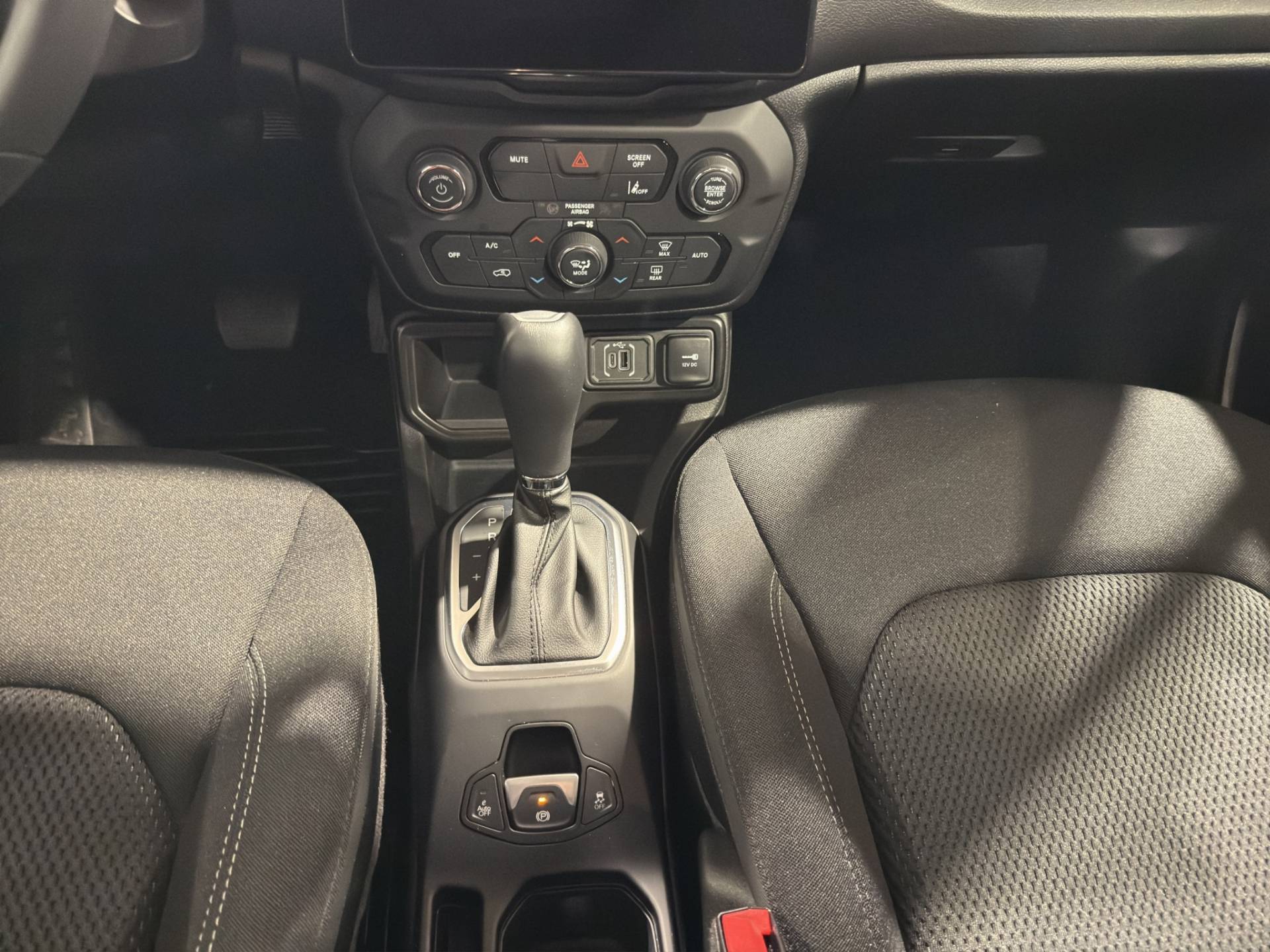 JEEP Renegade Renegade 1.5 turbo t4 mhev Renegade 2wd dct usata in pronta consegna - Brandini