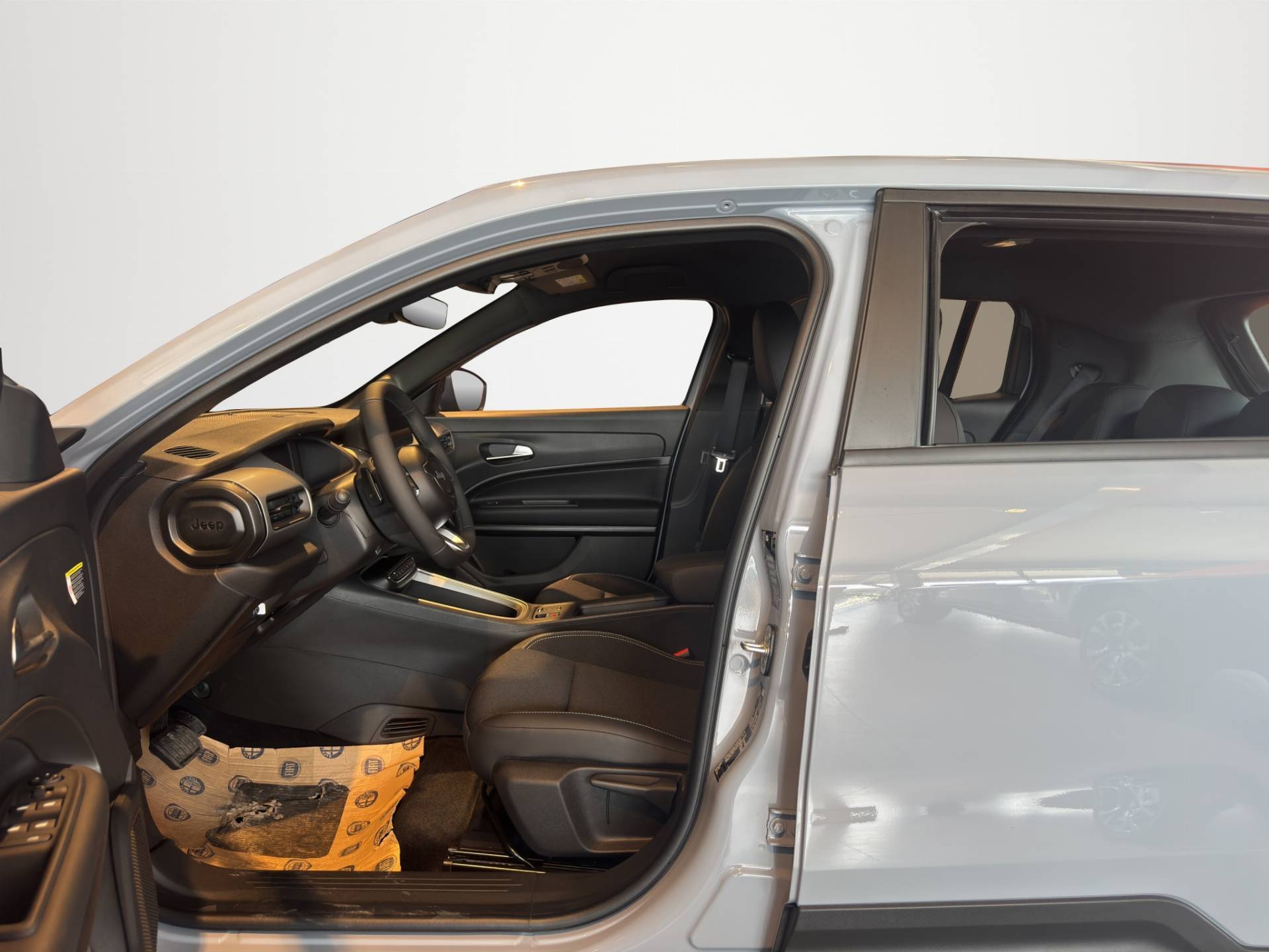 Auto Venduta - JEEP Avenger Avenger 1.2 turbo e-hybrid Altitude fwd 100cv edct6 usata in pronta consegna - Brandini