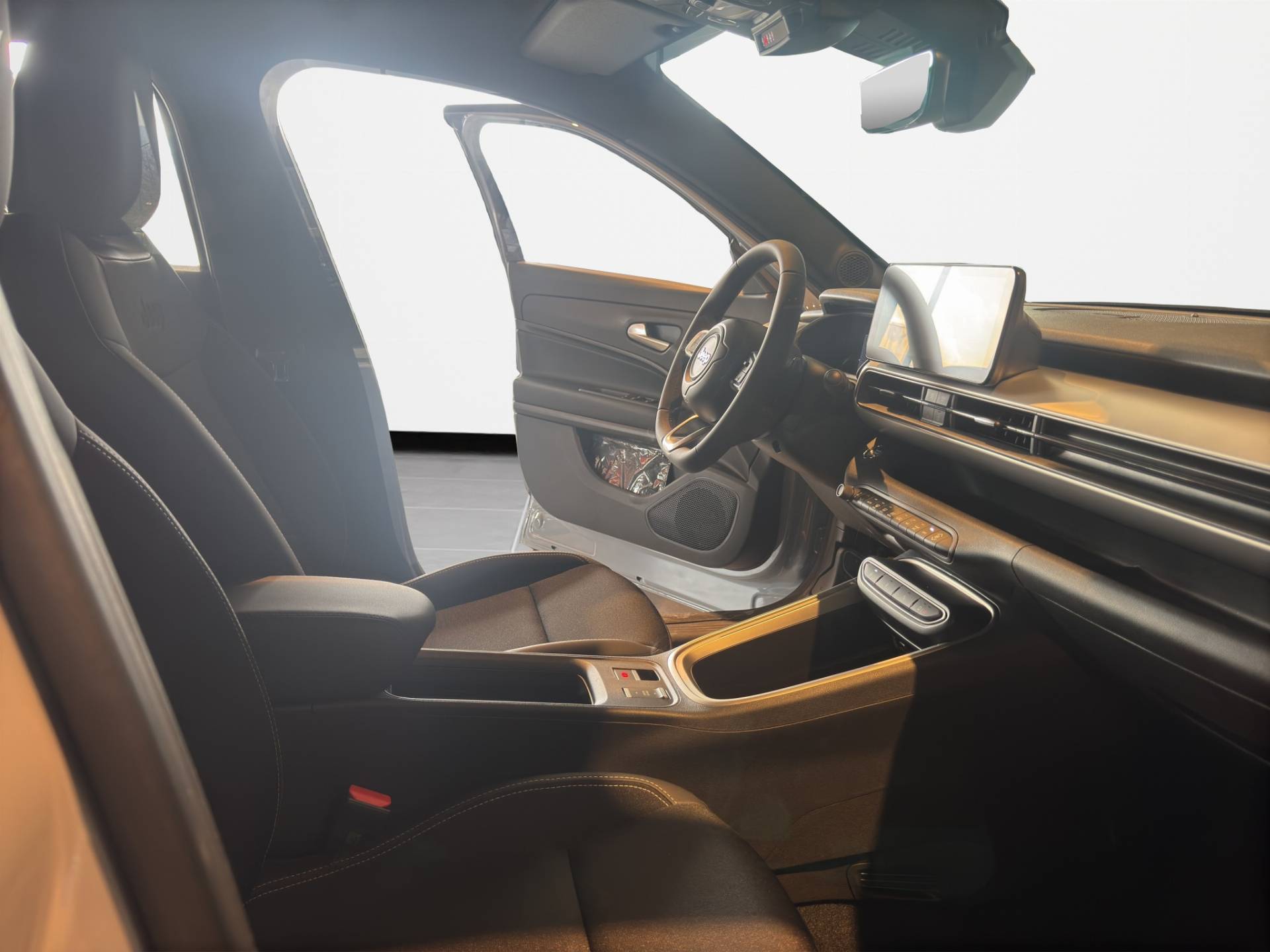 Auto Venduta - JEEP Avenger Avenger 1.2 turbo e-hybrid Altitude fwd 100cv edct6 usata in pronta consegna - Brandini