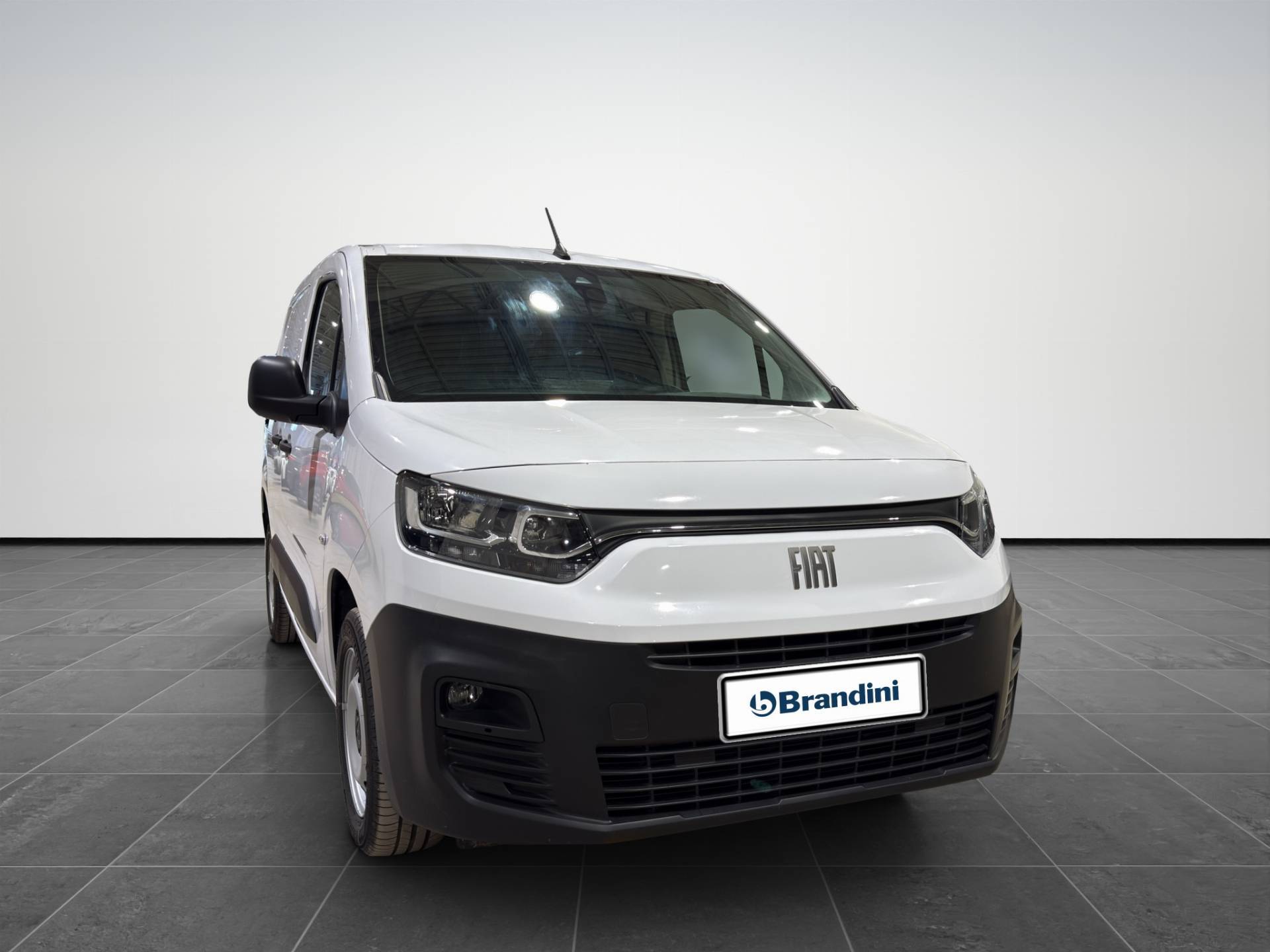 Auto Venduta - FIAT Doblo Cargo Doblo van 1.5 bluehdi 130cv CH1 p.maggiorata AT8 usata in pronta consegna - Brandini