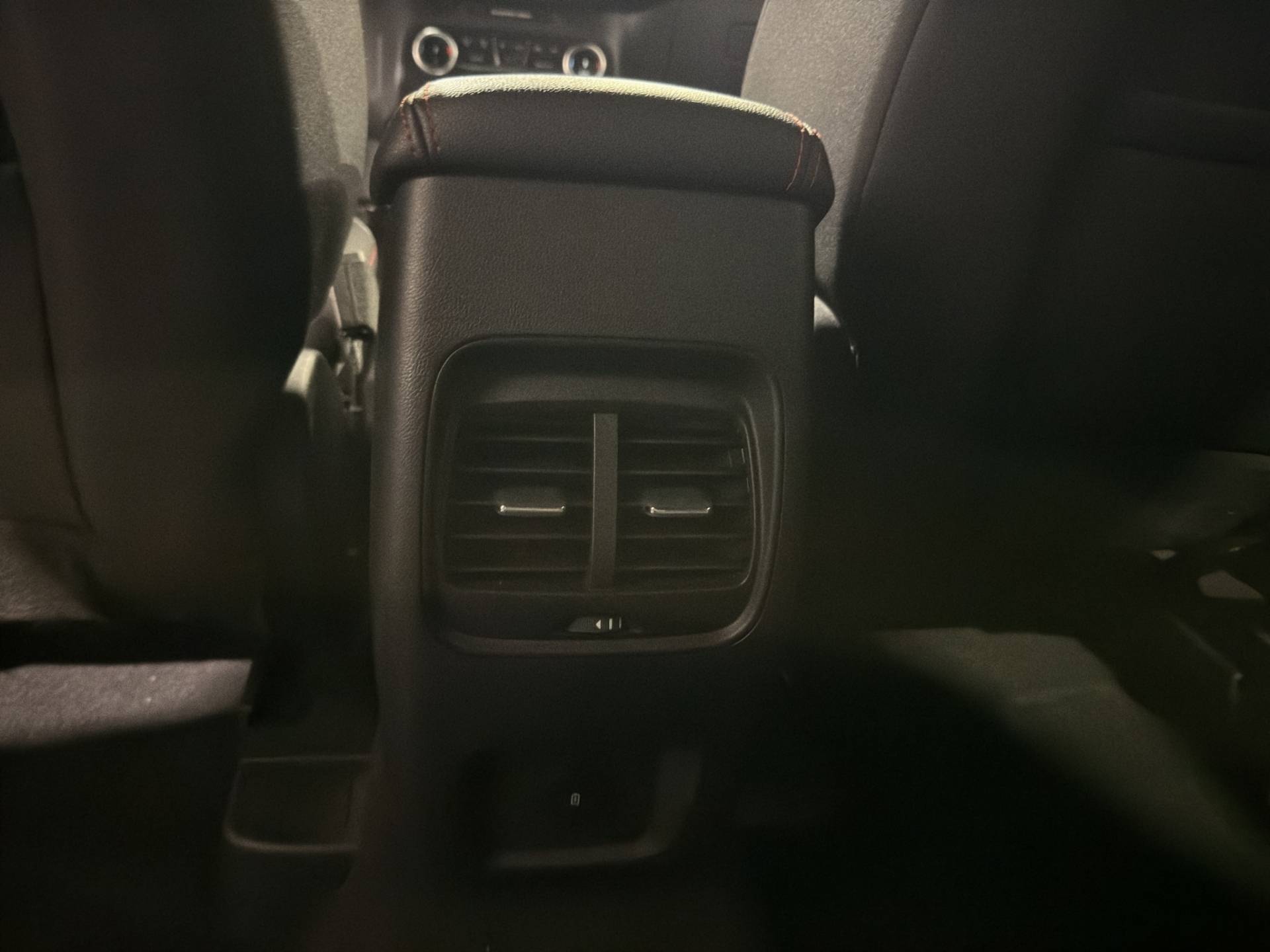Auto Venduta - FORD Kuga Kuga 2.5 full hybrid ST-line X 2wd 190cv e-shifter usata in pronta consegna - Brandini