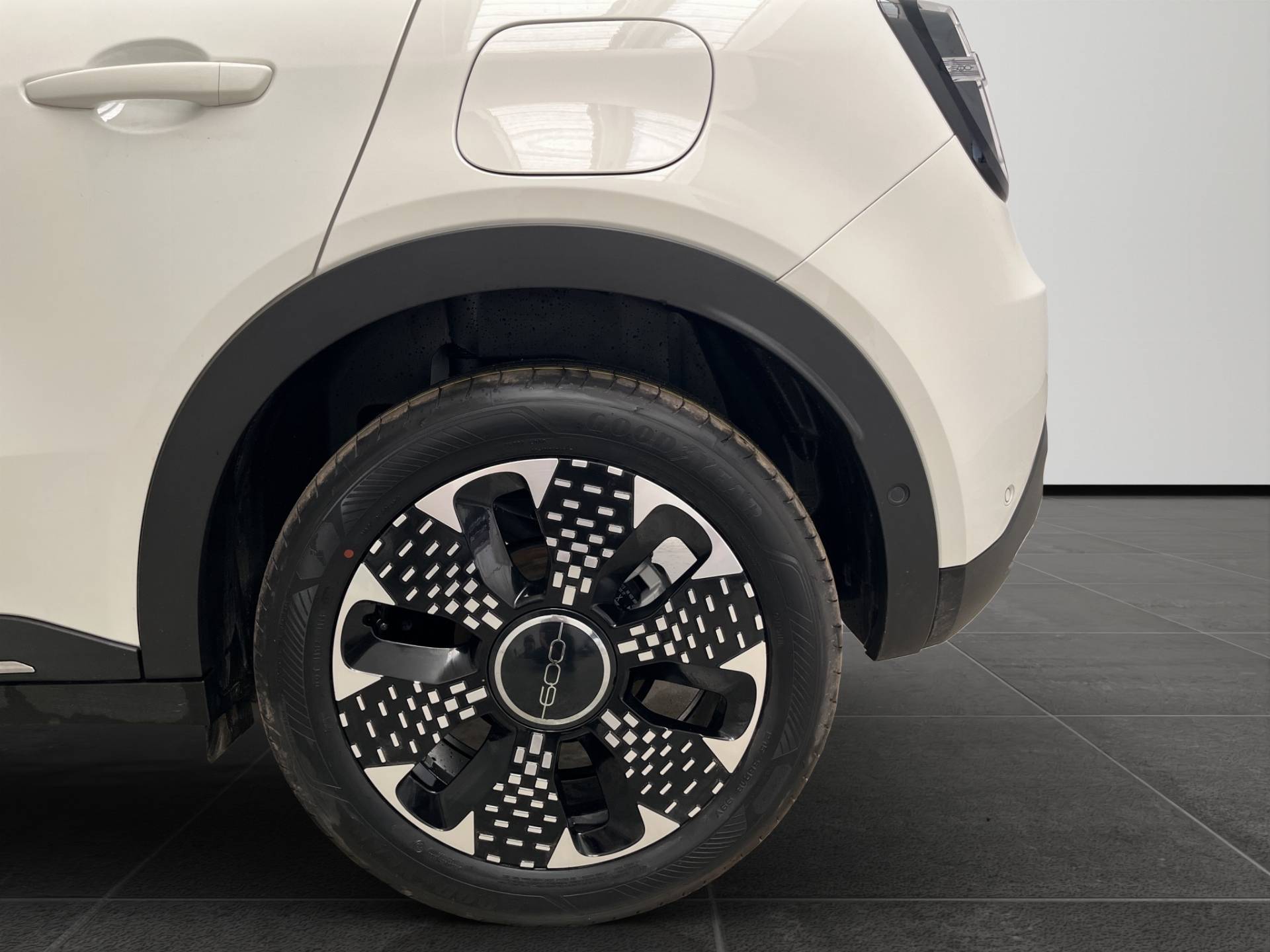 FIAT 600 600 1.2 hybrid La Prima II 110cv auto usata in pronta consegna - Brandini