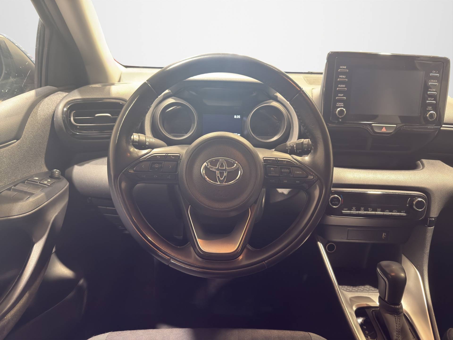 Auto Venduta - TOYOTA Yaris Yaris 1.5 hybrid Trend usata in pronta consegna - Brandini