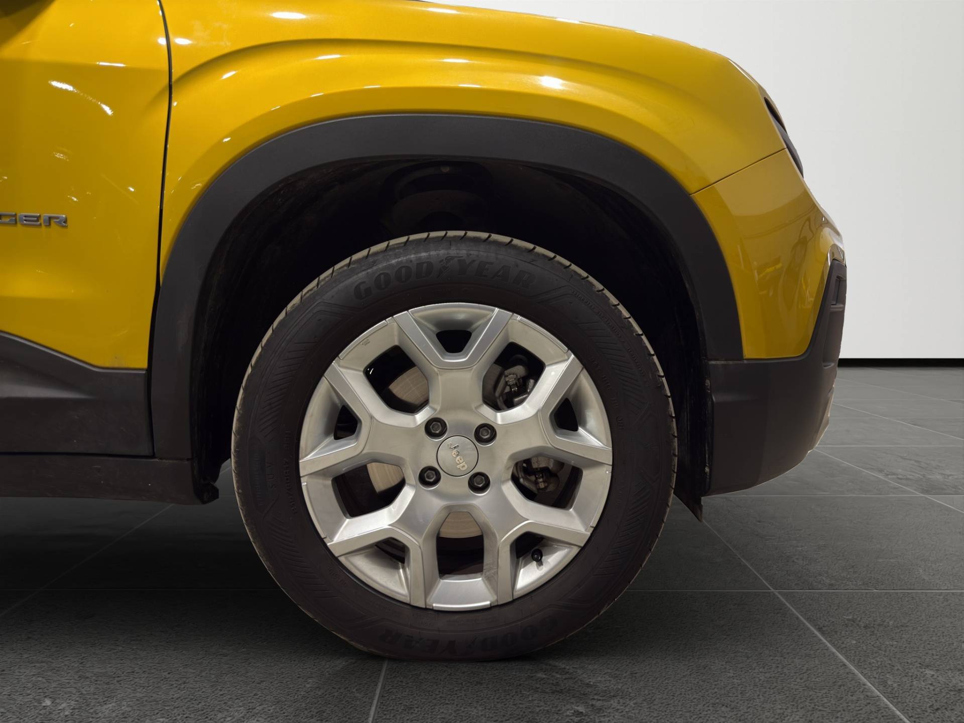 JEEP Avenger Avenger 1.2 turbo e-hybrid Altitude fwd 100cv edct6 usata in pronta consegna - Brandini