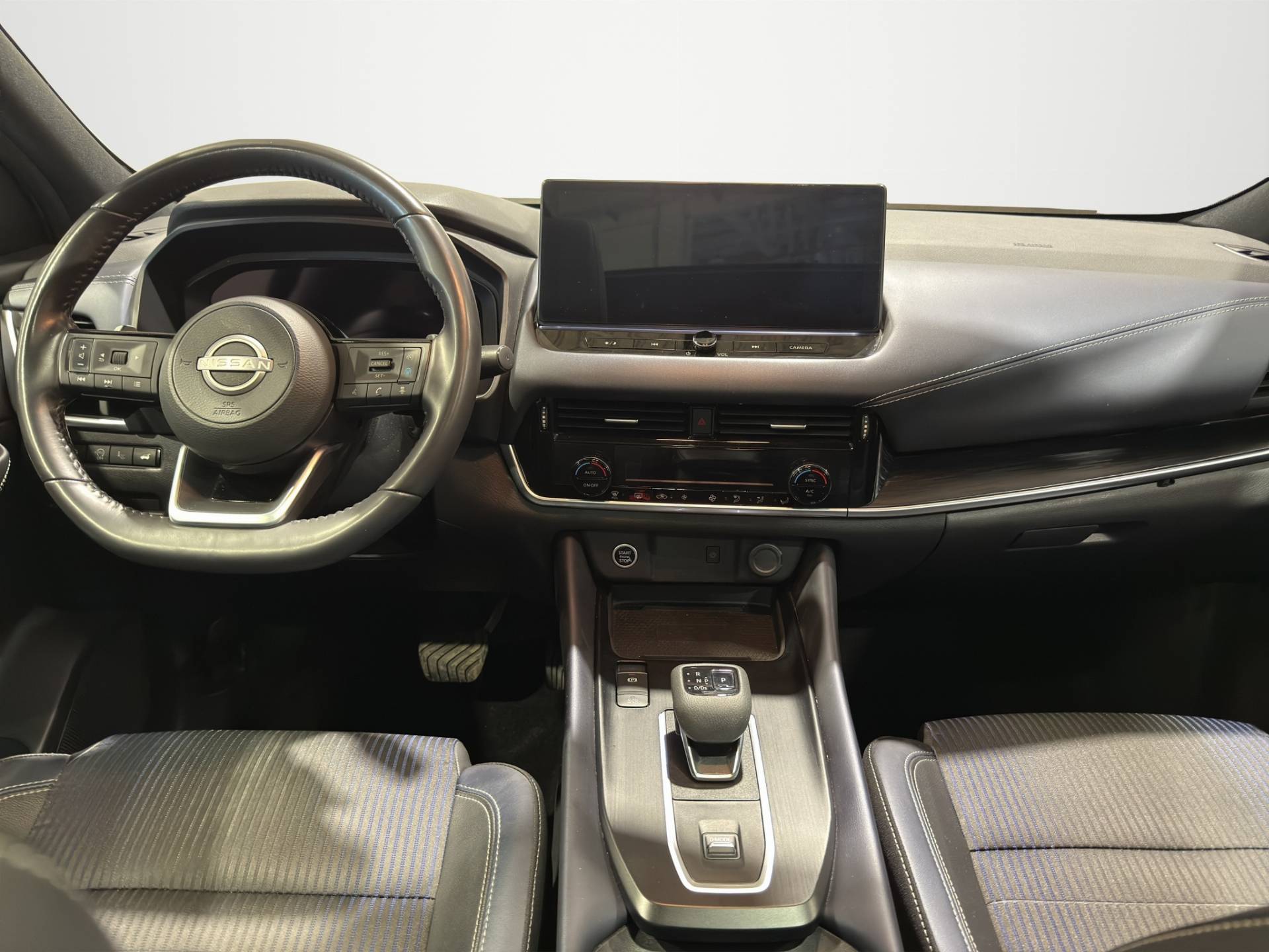 NISSAN Qashqai Qashqai 1.3 mild hybrid Tekna 2wd 158cv xtronic usata in pronta consegna - Brandini