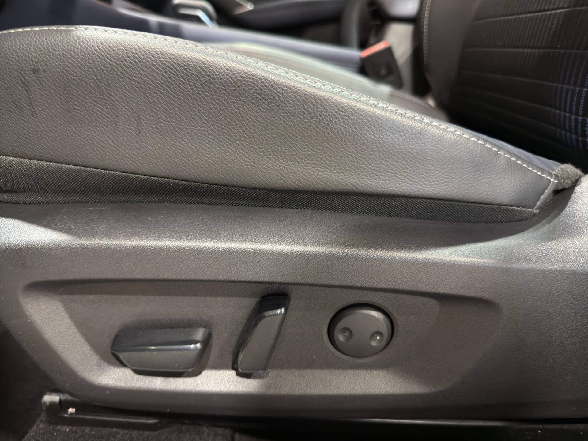 NISSAN Qashqai Qashqai 1.3 mild hybrid Tekna 2wd 158cv xtronic usata in pronta consegna - Brandini