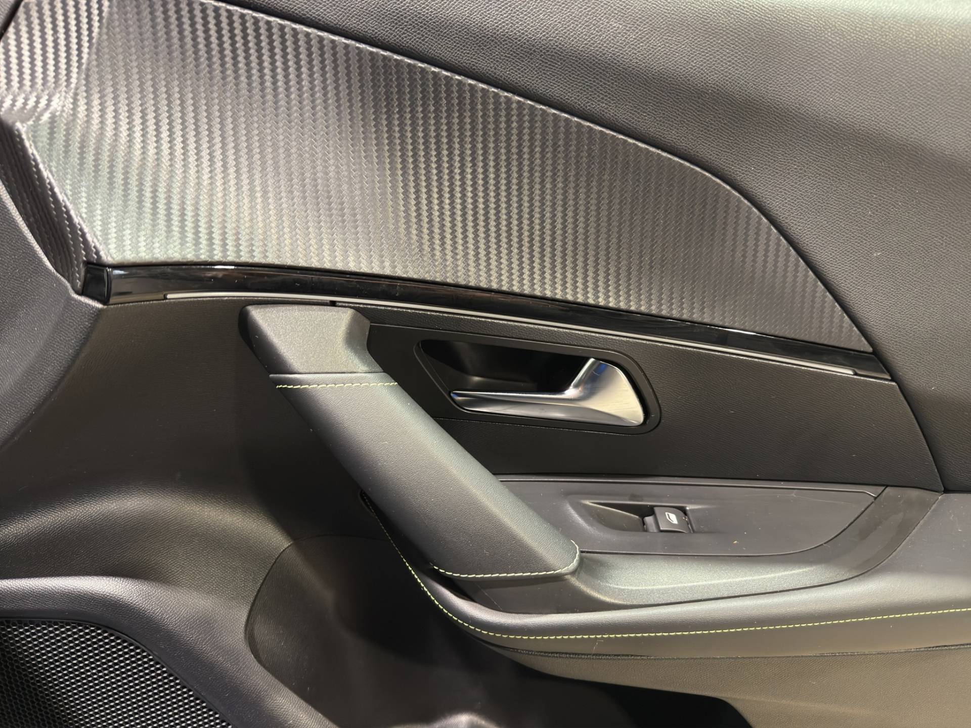 Auto Venduta - PEUGEOT 2008 e-2008 GT Pack 100kW usata in pronta consegna - Brandini