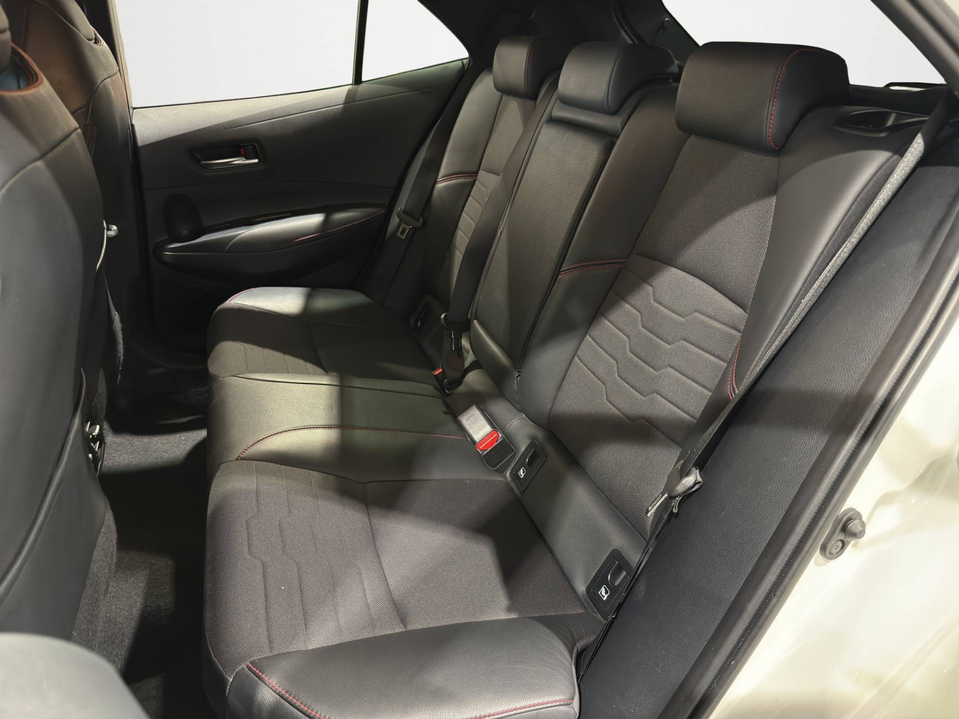 TOYOTA Corolla Corolla 2.0 hybrid Lounge cvt usata in pronta consegna - Brandini