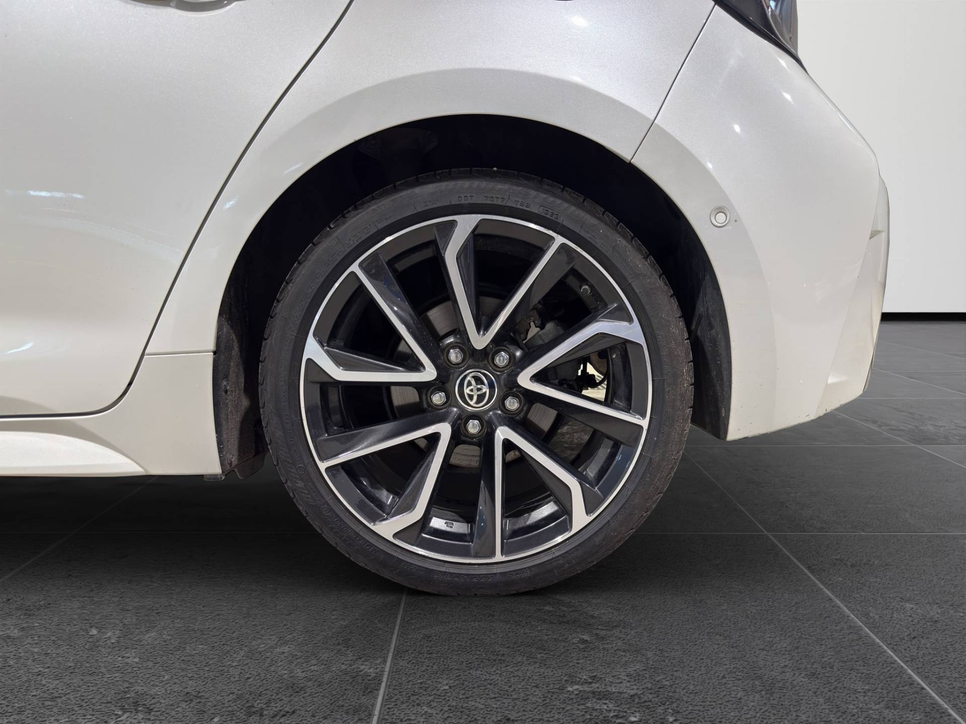 TOYOTA Corolla Corolla 2.0 hybrid Lounge cvt usata in pronta consegna - Brandini