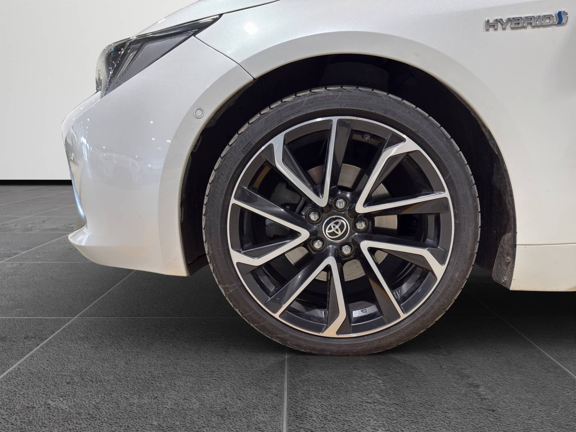 TOYOTA Corolla Corolla 2.0 hybrid Lounge cvt usata in pronta consegna - Brandini