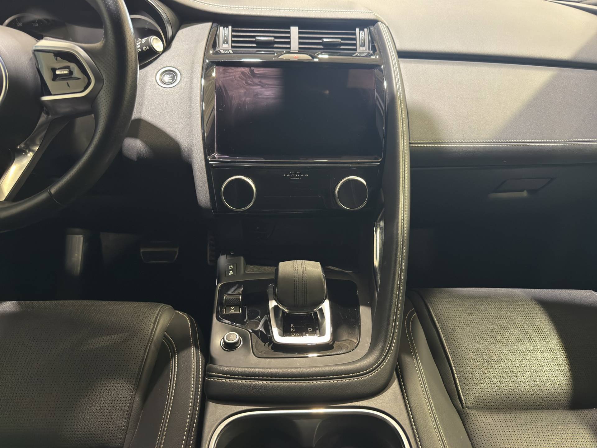 JAGUAR E-Pace E-Pace 2.0d i4 mhev R-Dynamic SE awd 163cv auto usata in pronta consegna - Brandini