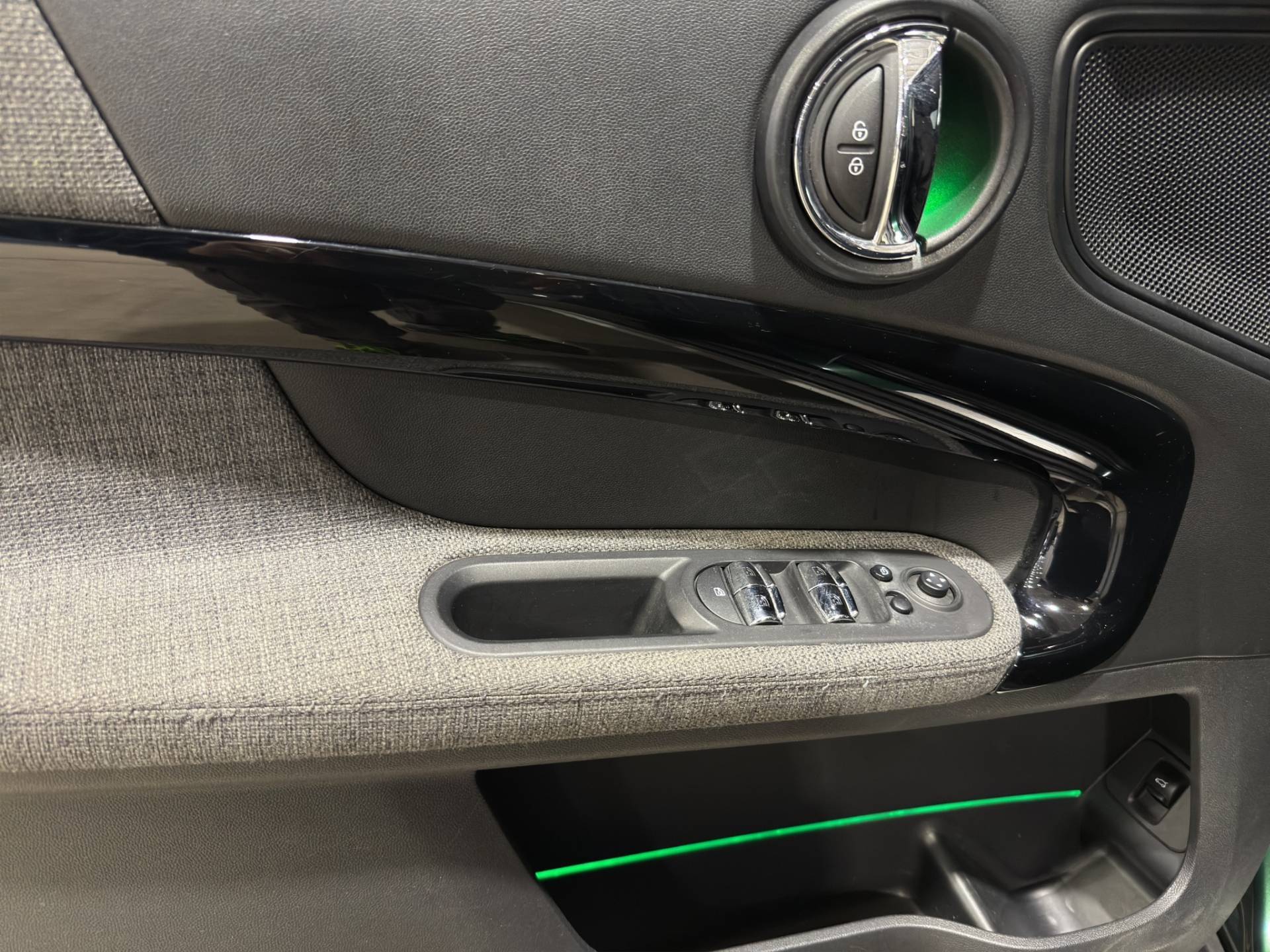 MINI Mini Countryman Mini Countryman 2.0 Cooper D Business auto my18 usata in pronta consegna - Brandini