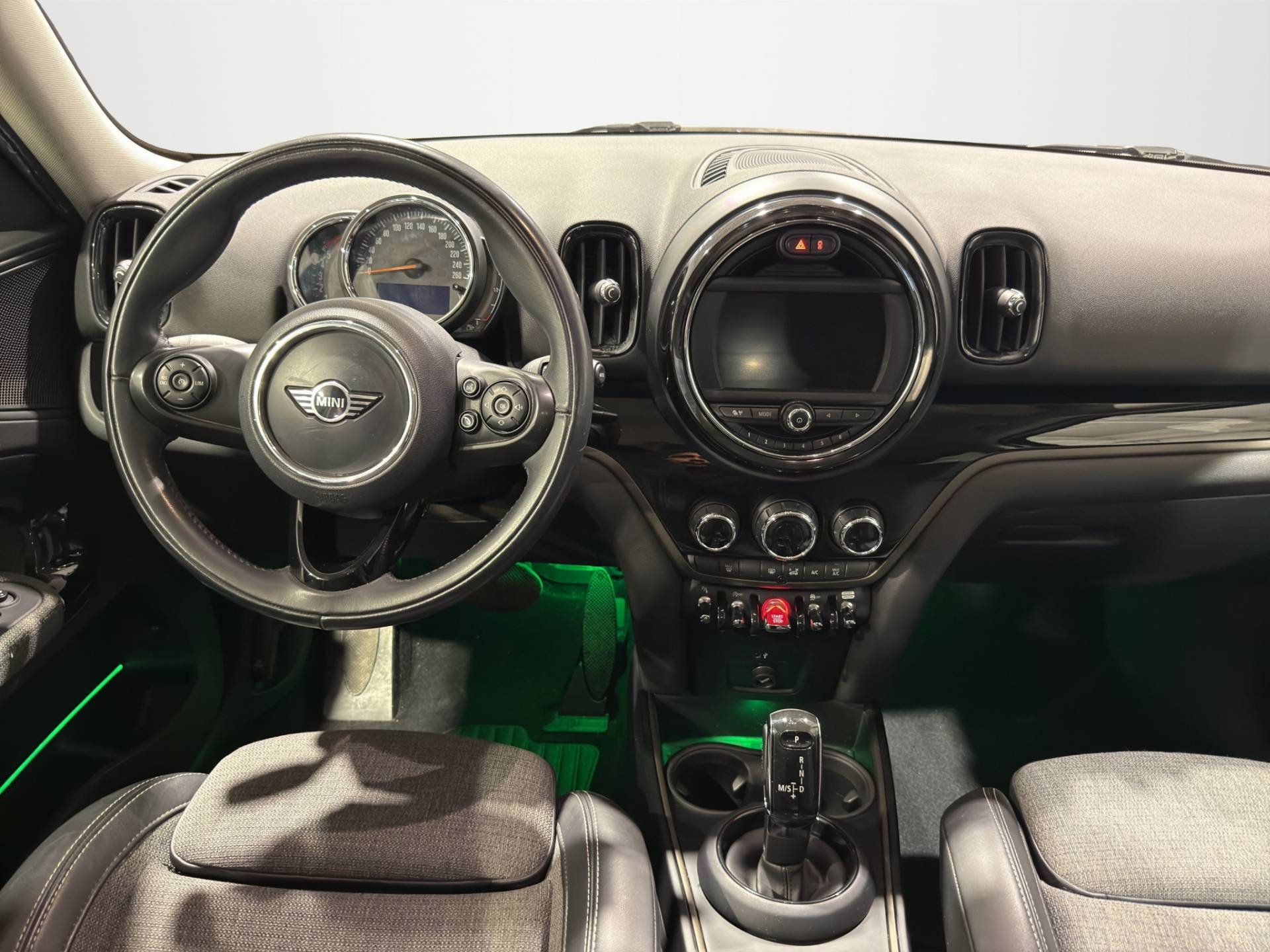 MINI Mini Countryman Mini Countryman 2.0 Cooper D Business auto my18 usata in pronta consegna - Brandini