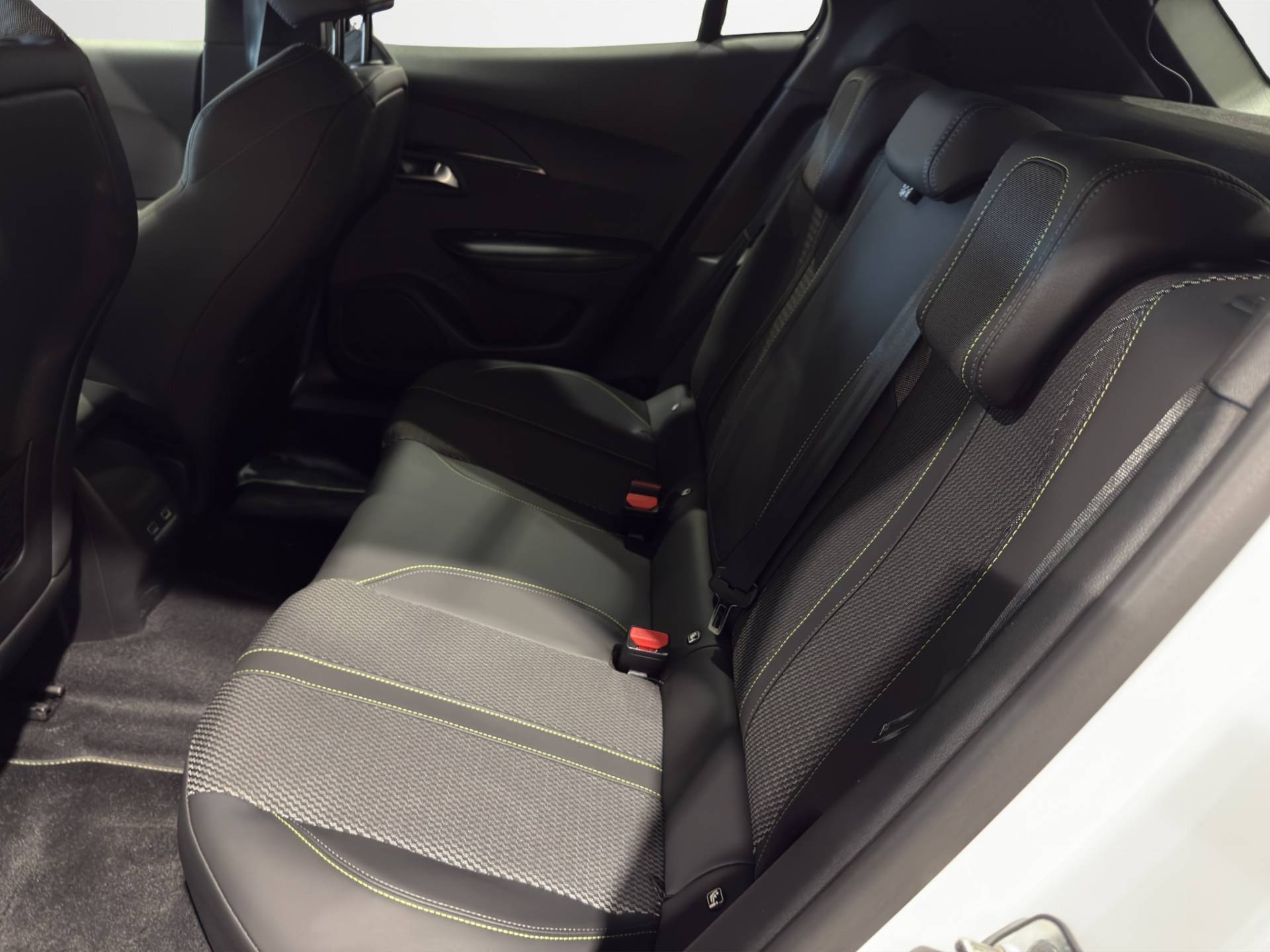 Auto Venduta - PEUGEOT 2008 2008 1.2 hybrid GT 145cv e-dcs6 usata in pronta consegna - Brandini