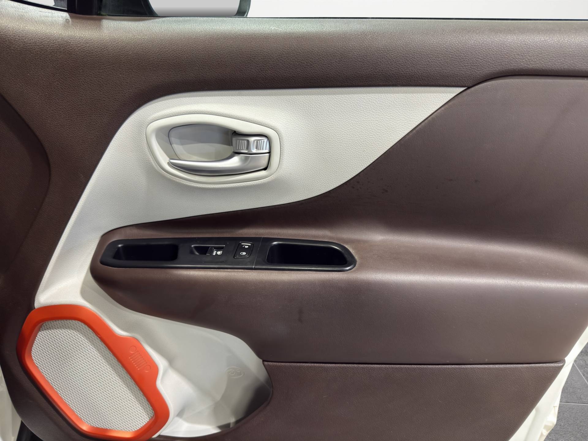 JEEP Renegade Renegade 2.0 mjt Limited 4wd 140cv auto usata in pronta consegna - Brandini