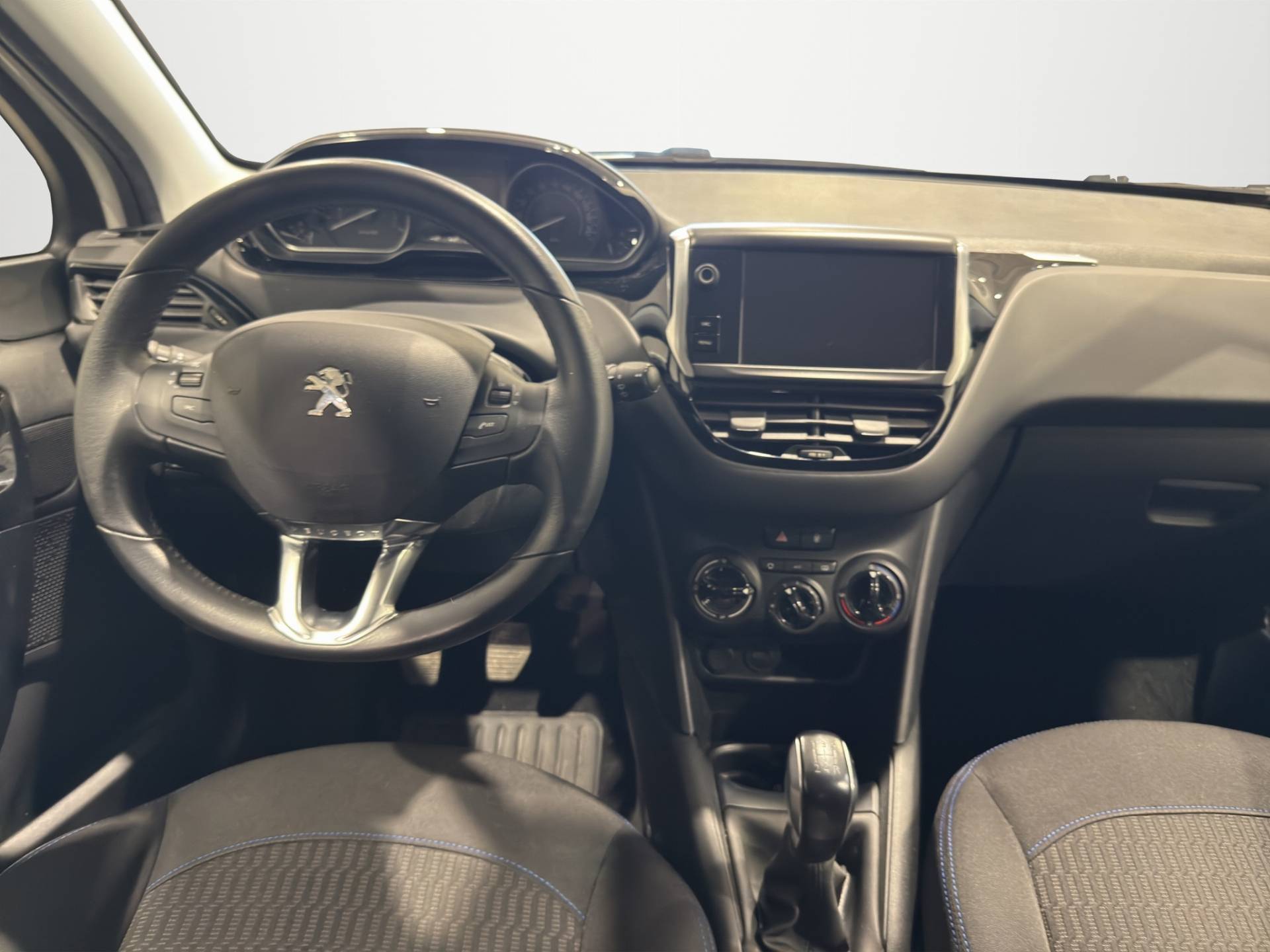 PEUGEOT 208 208 1.2 puretech Signature s&s 82cv 5p usata in pronta consegna - Brandini