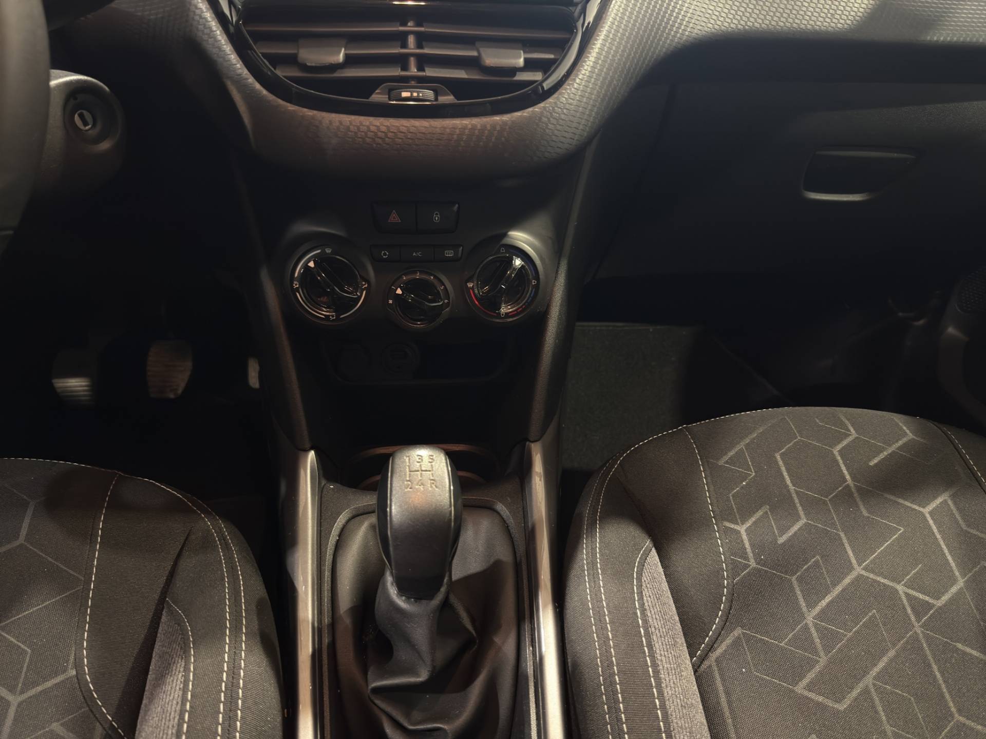 PEUGEOT 2008 2008 1.2 puretech Active s&s 82cv my18 usata in pronta consegna - Brandini