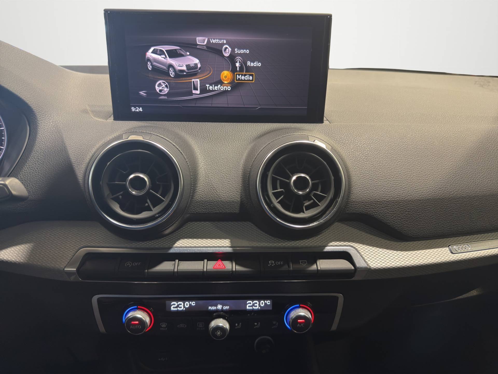 AUDI Q2 Q2 35 1.5 tfsi Admired Advanced s-tronic usata in pronta consegna - Brandini