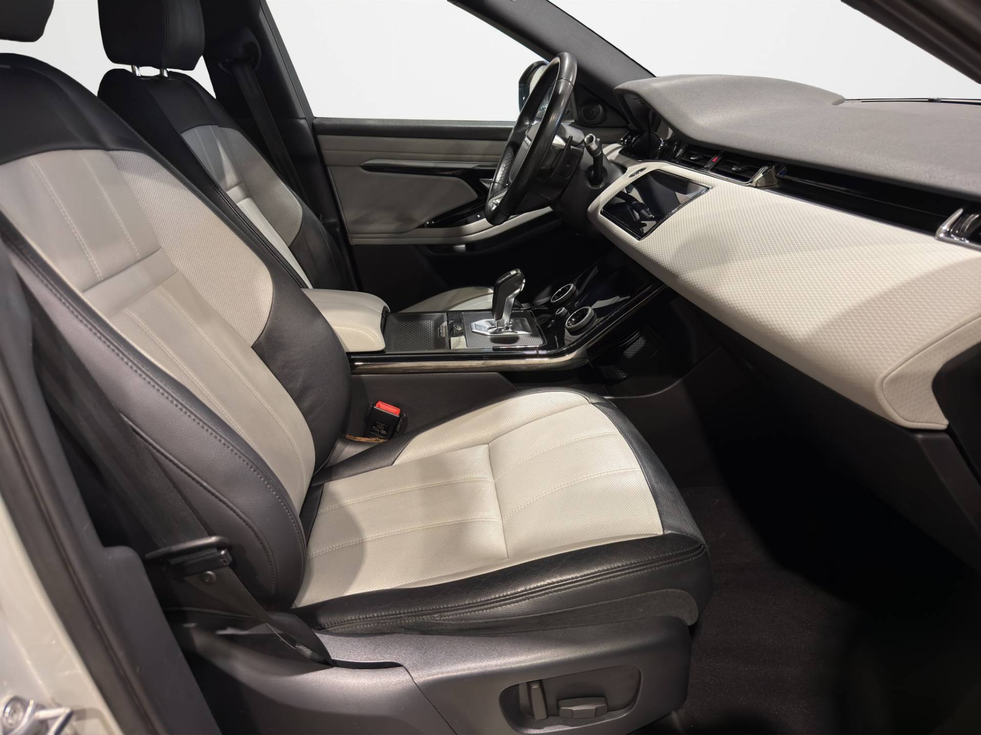 LAND ROVER Range Rover Evoque Evoque 2.0d i4 mhev S Business Edition Premium awd 180cv auto usata in pronta consegna - Brandini