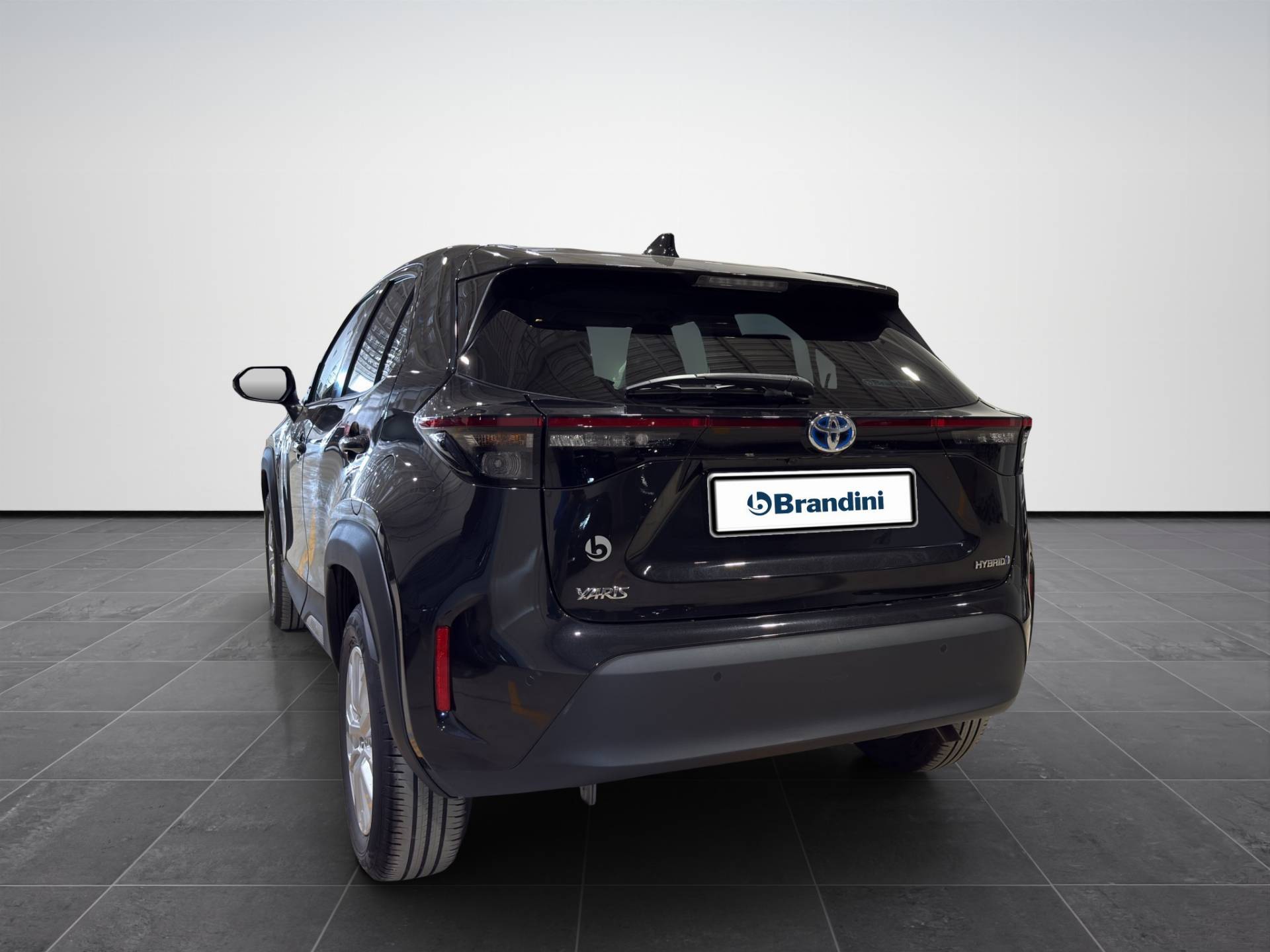 TOYOTA Yaris Cross Yaris Cross 1.5h Business fwd 116cv e-cvt usata in pronta consegna - Brandini