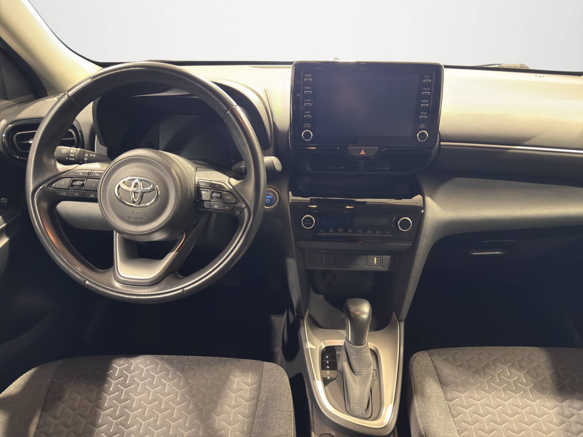 TOYOTA Yaris Cross Yaris Cross 1.5h Business fwd 116cv e-cvt usata in pronta consegna - Brandini