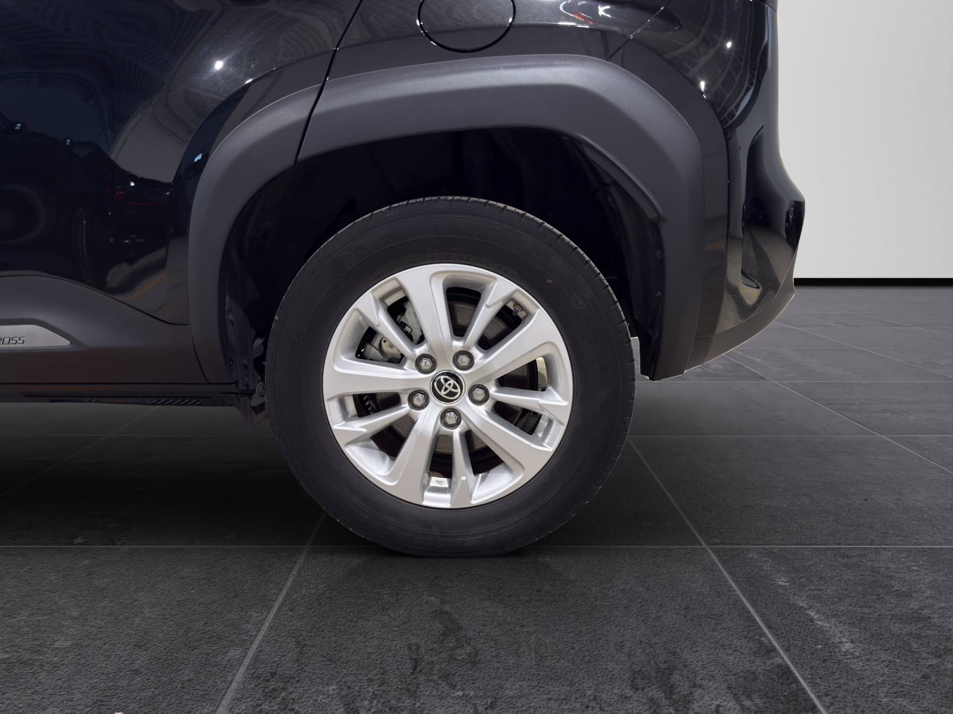 TOYOTA Yaris Cross Yaris Cross 1.5h Business fwd 116cv e-cvt usata in pronta consegna - Brandini