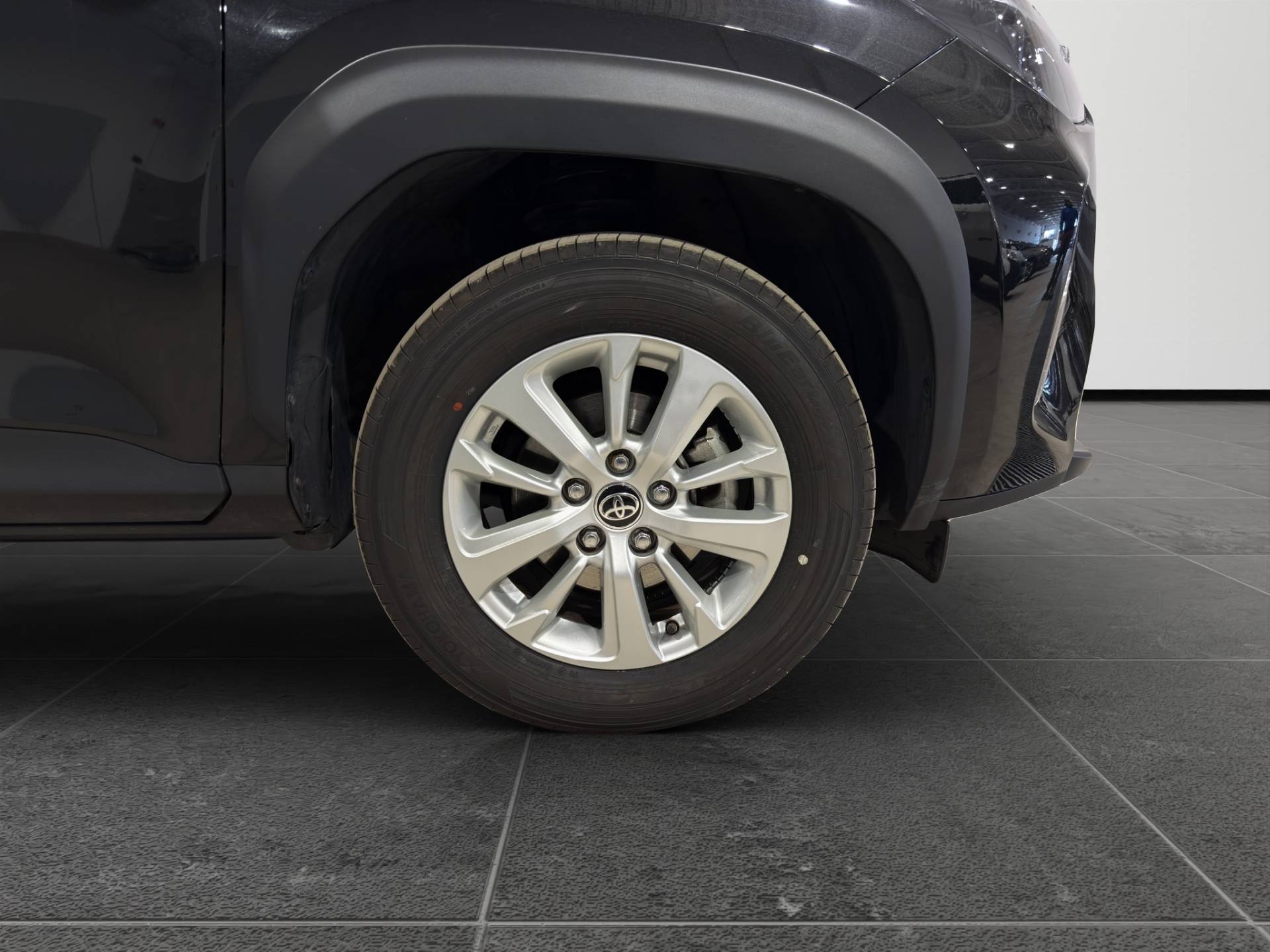 TOYOTA Yaris Cross Yaris Cross 1.5h Business fwd 116cv e-cvt usata in pronta consegna - Brandini