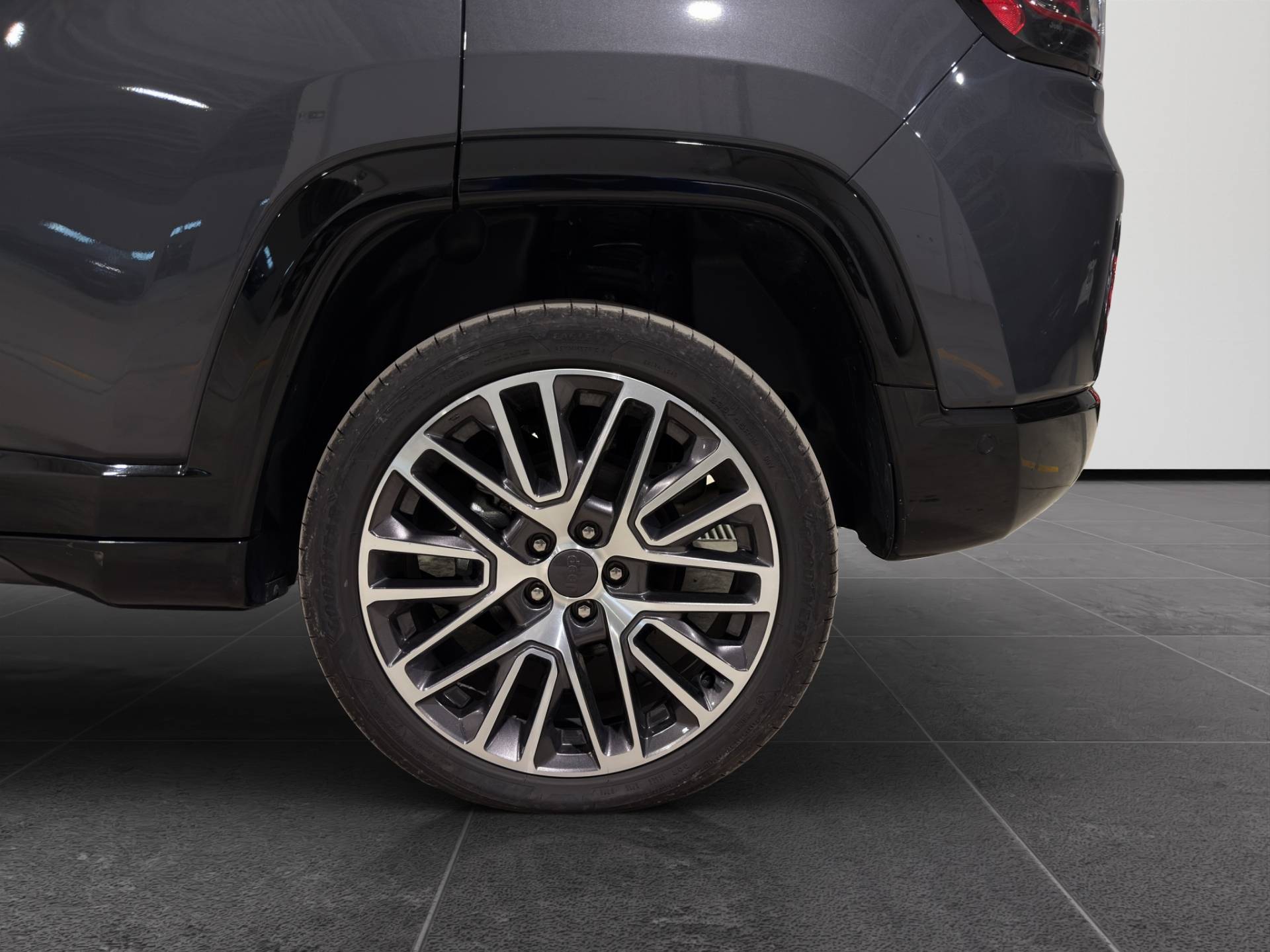 JEEP Compass Compass 1.5 turbo t4 mhev Summit 2wd 130cv dct usata in pronta consegna - Brandini