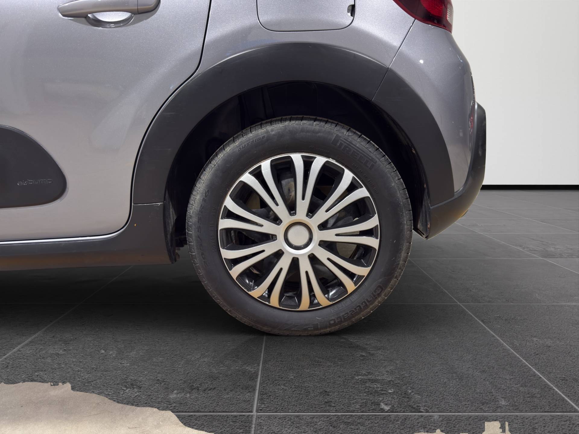 Auto Venduta - CITROEN C3 C3 1.2 puretech Shine s&s 83cv my18 usata in pronta consegna - Brandini