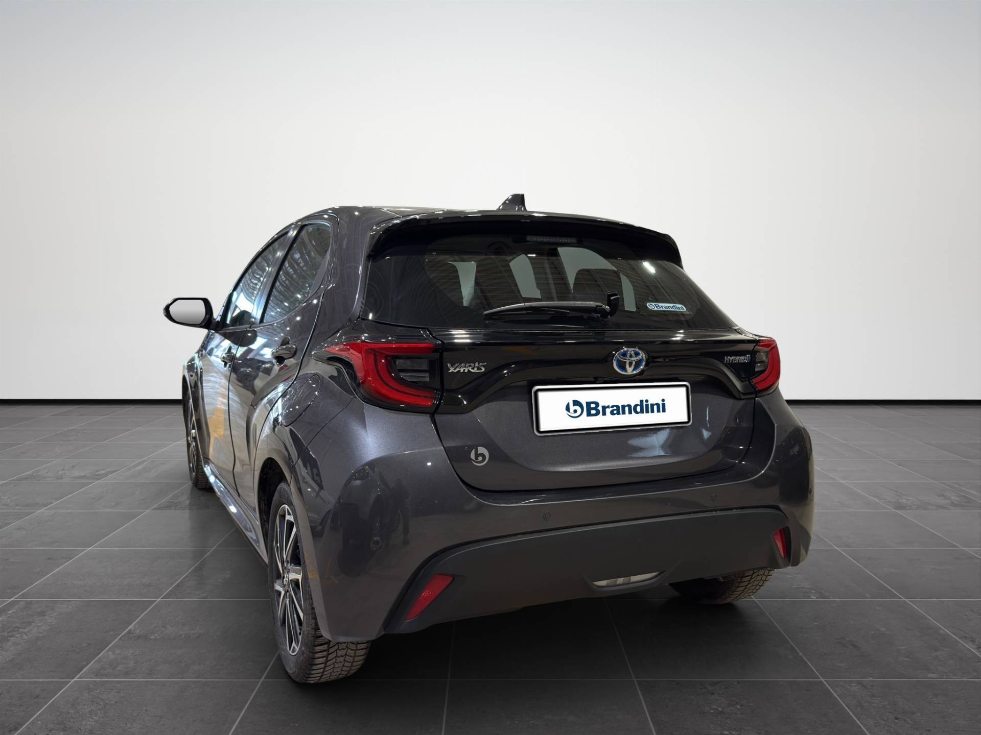 Auto Venduta - TOYOTA Yaris Yaris 1.5h Trend usata in pronta consegna - Brandini