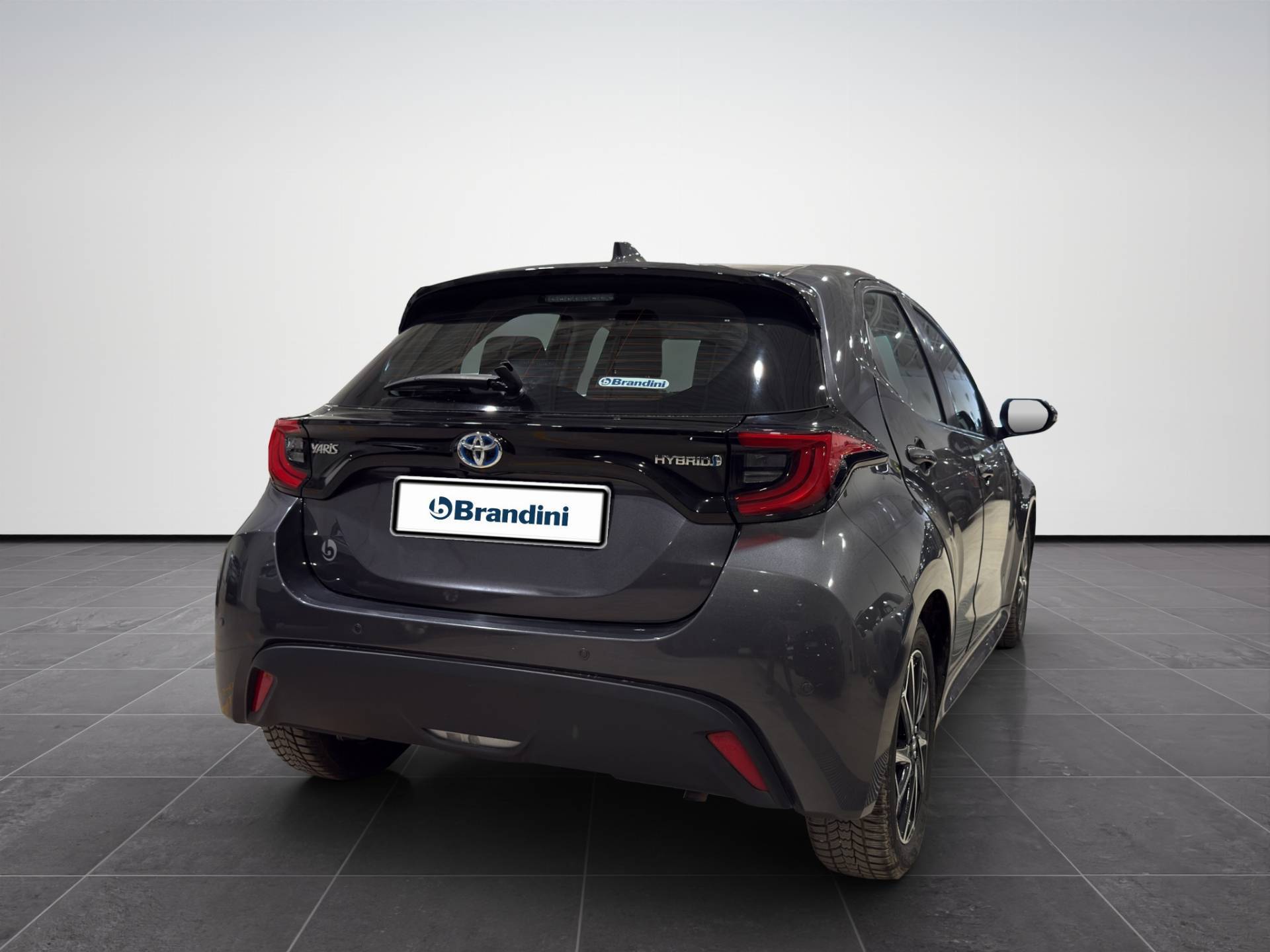 Auto Venduta - TOYOTA Yaris Yaris 1.5h Trend usata in pronta consegna - Brandini