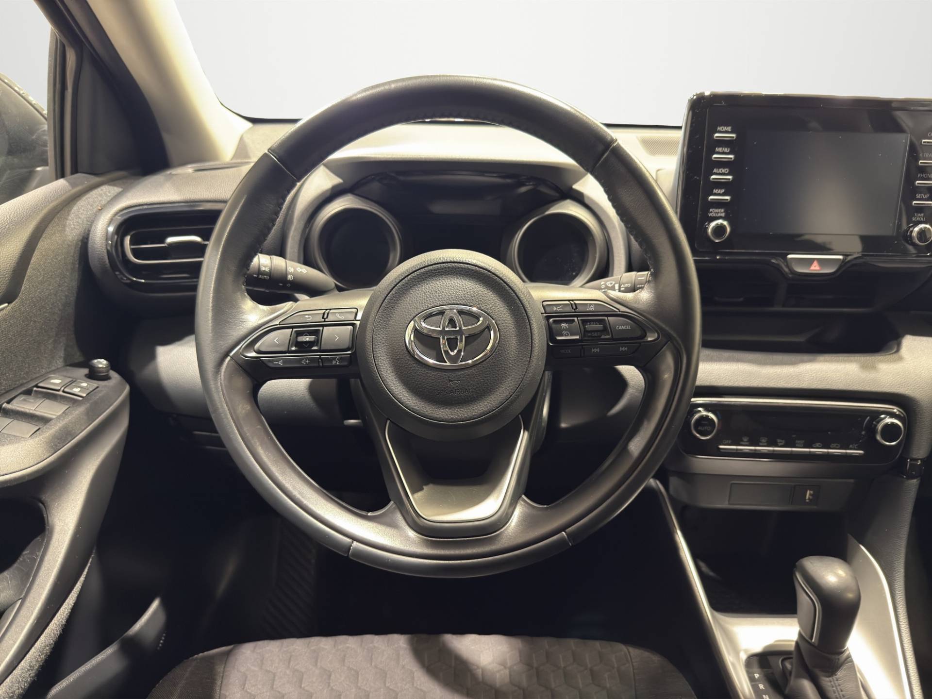 Auto Venduta - TOYOTA Yaris Yaris 1.5h Trend usata in pronta consegna - Brandini