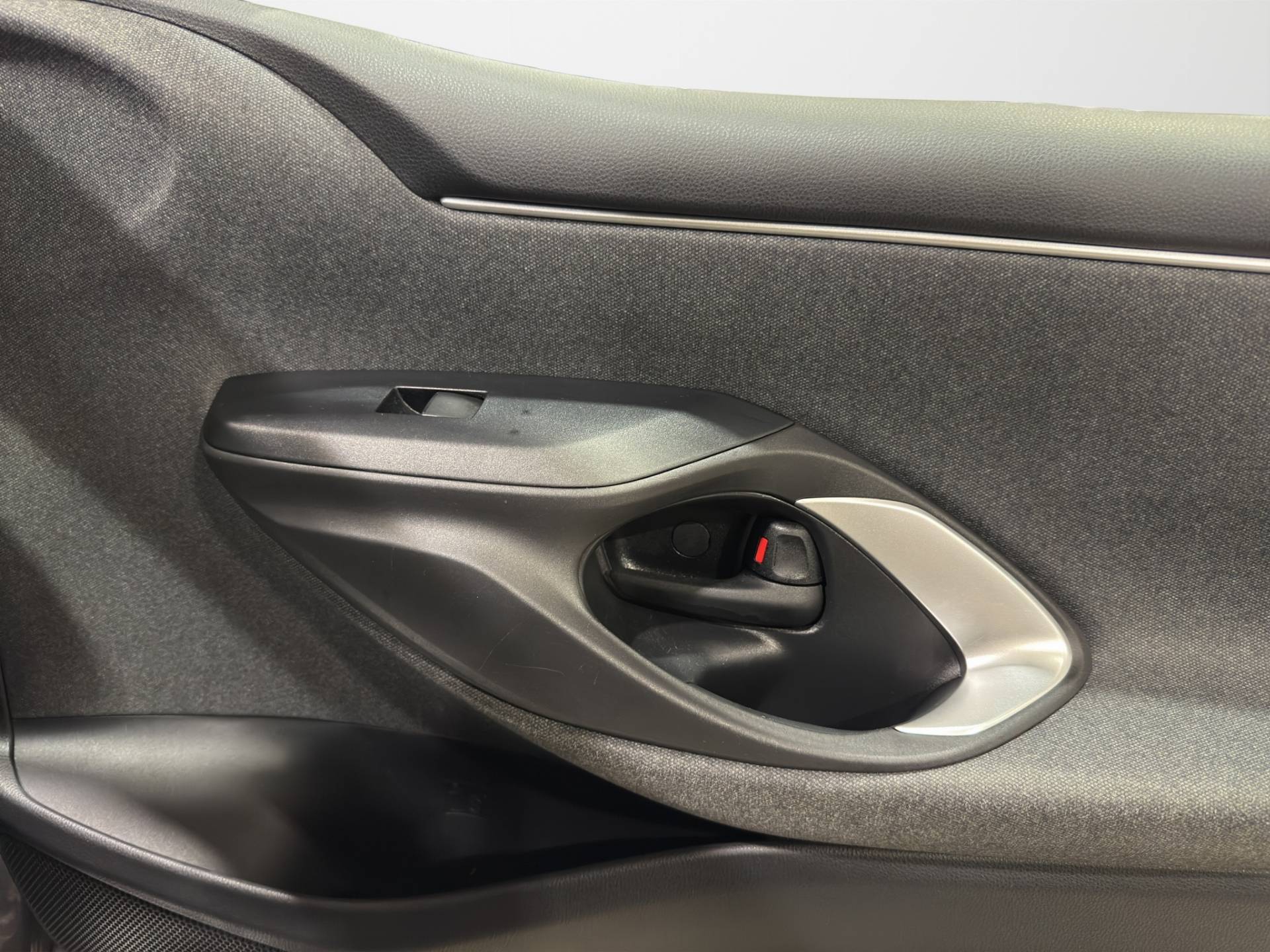 Auto Venduta - TOYOTA Yaris Yaris 1.5h Trend usata in pronta consegna - Brandini