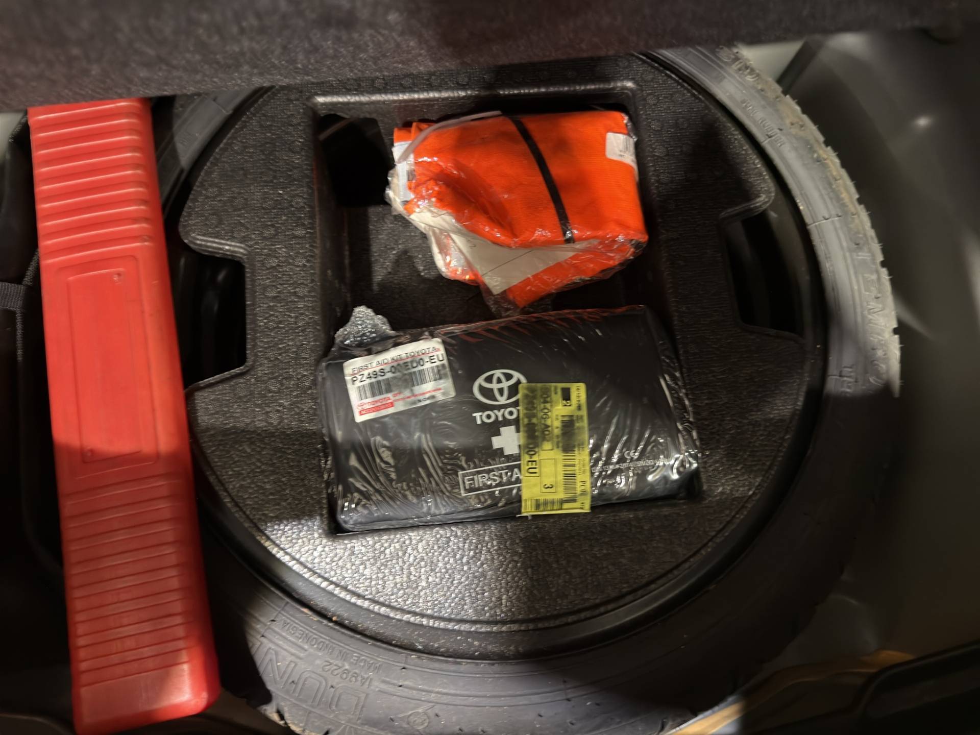 Auto Venduta - TOYOTA Yaris Yaris 1.5h Trend usata in pronta consegna - Brandini