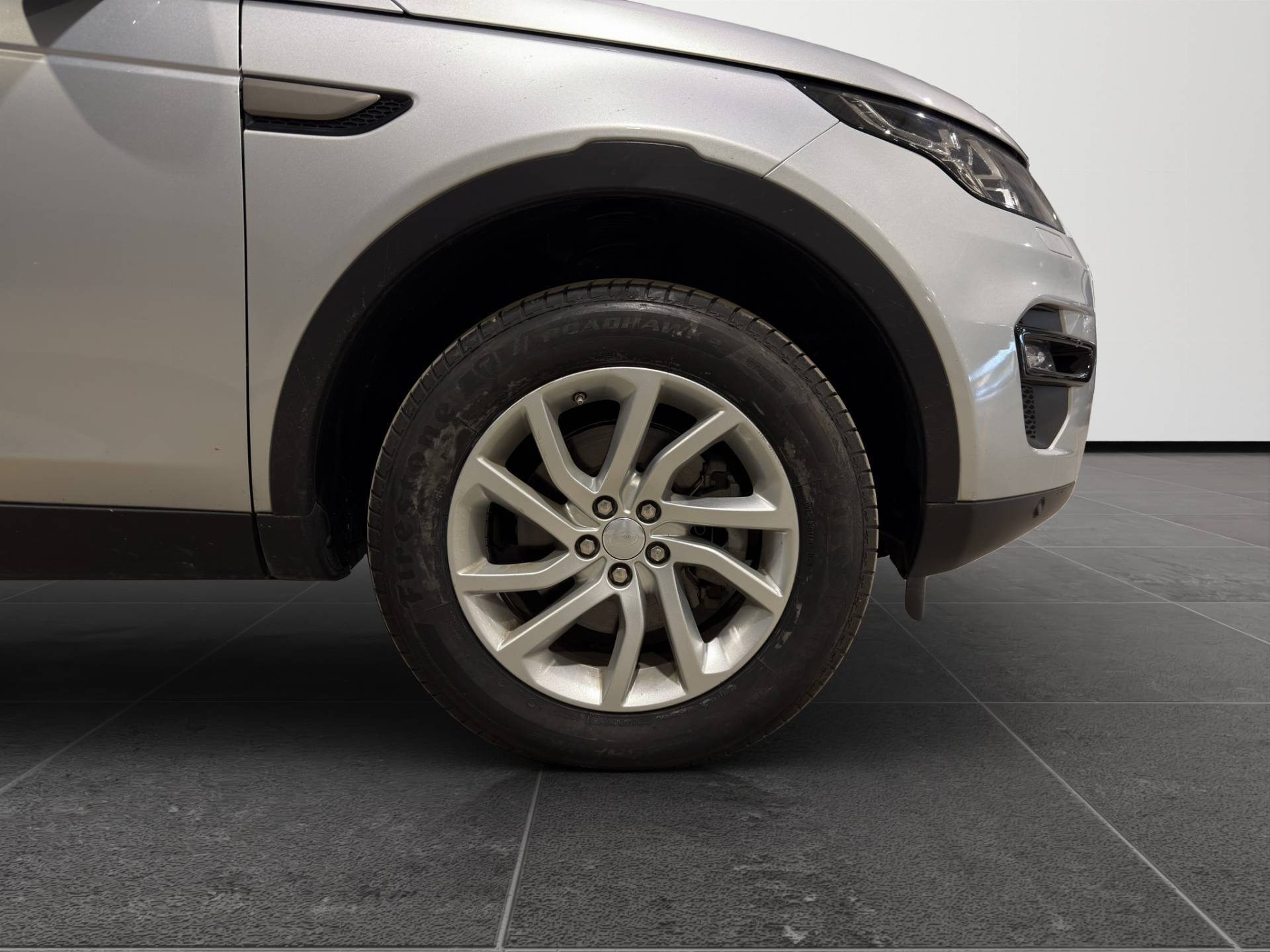 LAND ROVER Discovery Sport Discovery Sport 2.0 td4 SE awd 150cv my19 usata in pronta consegna - Brandini