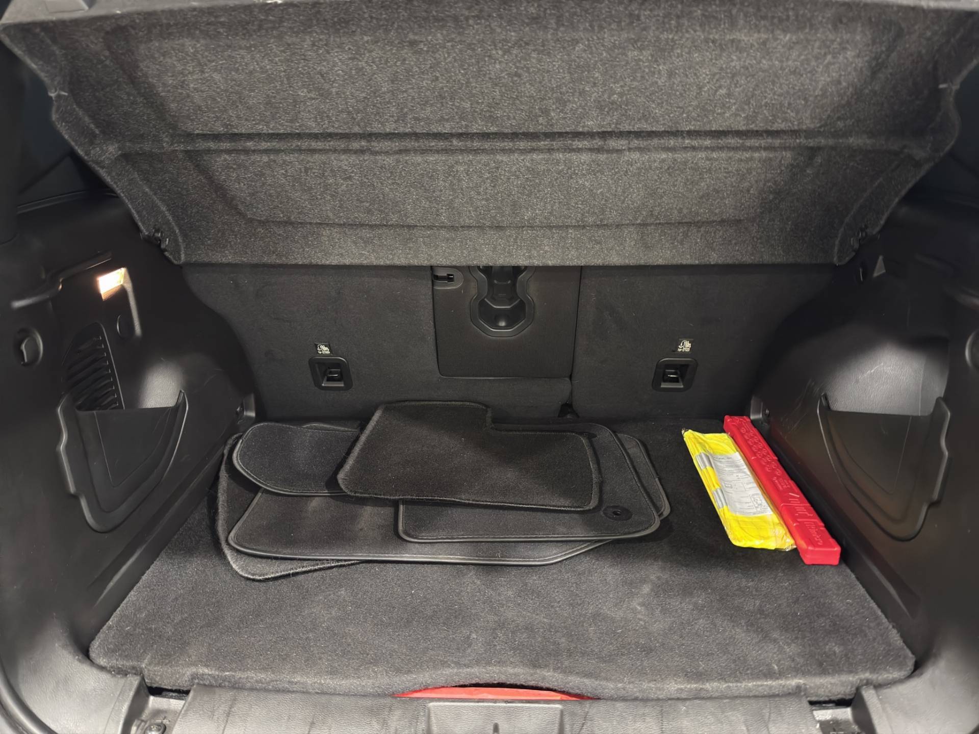 Auto Venduta - JEEP Renegade Renegade 1.5 turbo t4 mhev Limited 2wd 130cv dct usata in pronta consegna - Brandini