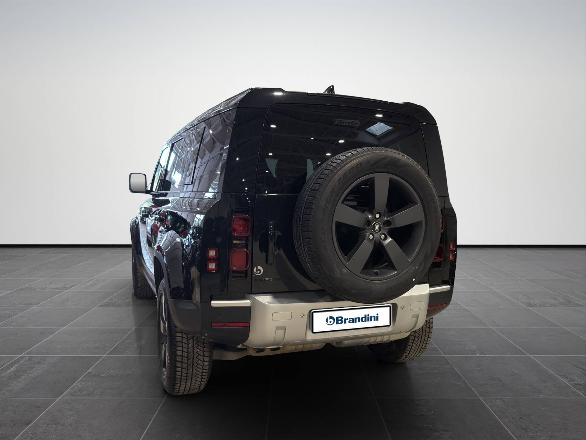 LAND ROVER Defender Defender 110 3.0d i6 mhev X-Dynamic S awd 200cv auto 6p.ti usata in pronta consegna - Brandini