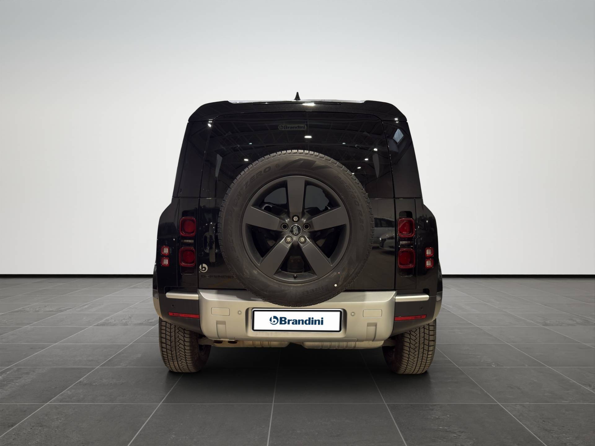 LAND ROVER Defender Defender 110 3.0d i6 mhev X-Dynamic S awd 200cv auto 6p.ti usata in pronta consegna - Brandini