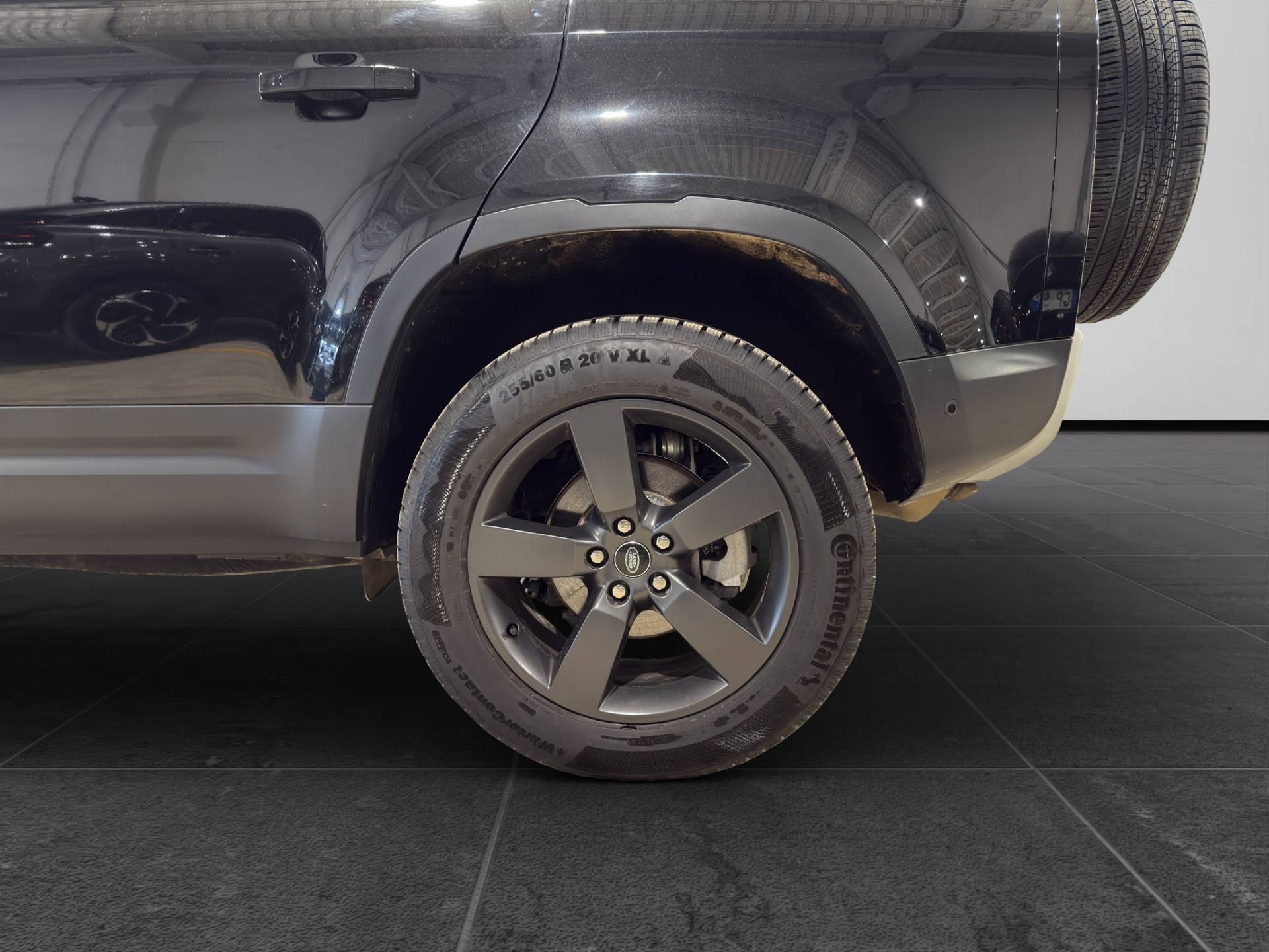 LAND ROVER Defender Defender 110 3.0d i6 mhev X-Dynamic S awd 200cv auto 6p.ti usata in pronta consegna - Brandini