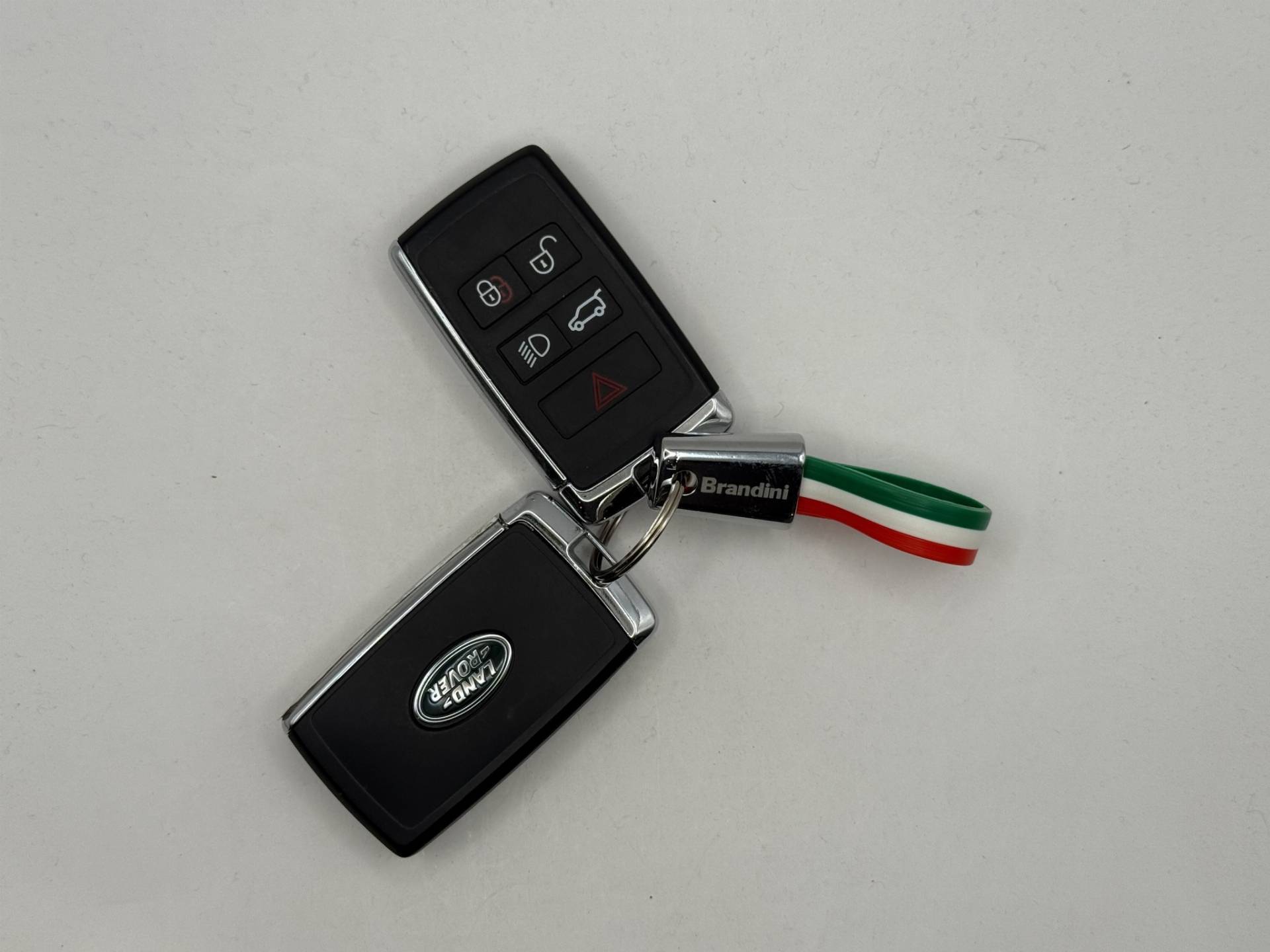 LAND ROVER Defender Defender 110 3.0d i6 mhev X-Dynamic S awd 200cv auto 6p.ti usata in pronta consegna - Brandini