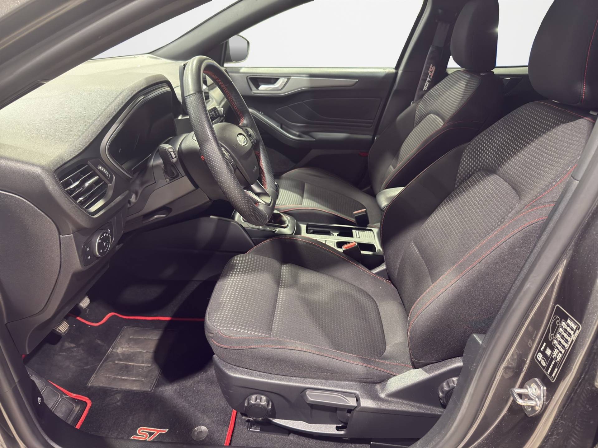 FORD Focus Focus 1.0 ecoboost h ST-Line Design 125cv usata in pronta consegna - Brandini