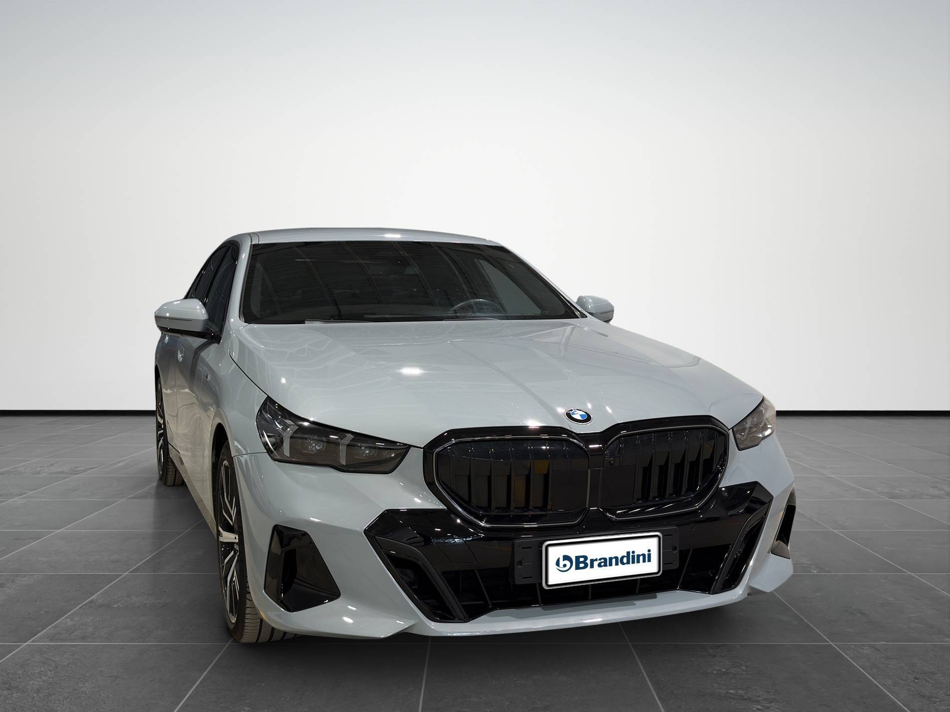 BMW Serie 5 Berlina 520d 48V xdrive MSport Pro auto usata in pronta consegna - Brandini