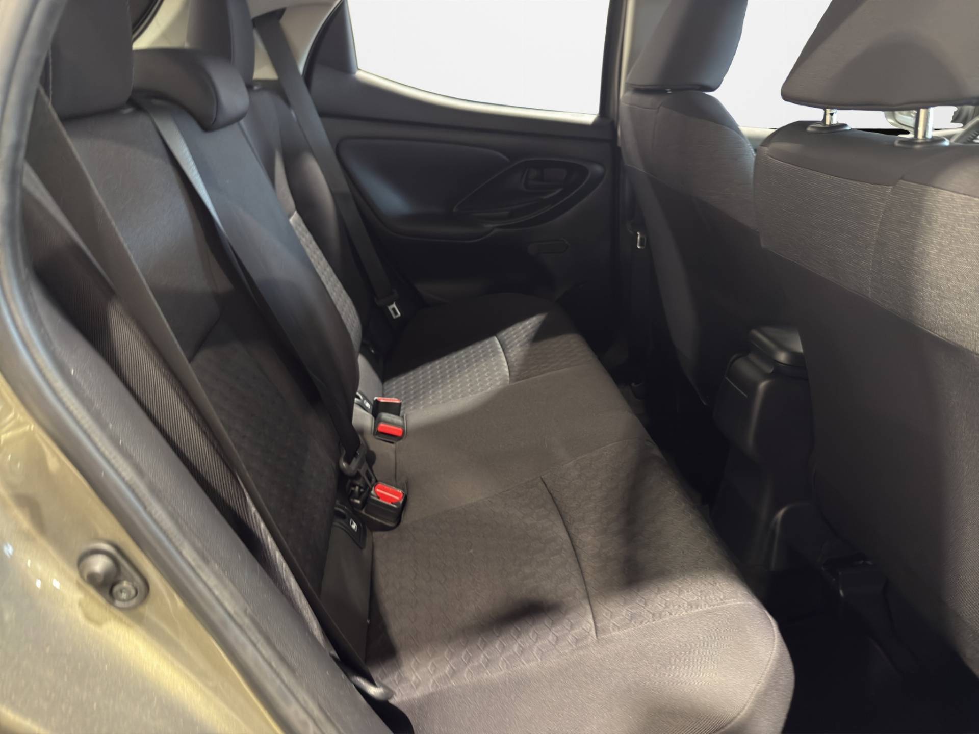 Auto Venduta - TOYOTA Yaris Yaris 1.5h Business usata in pronta consegna - Brandini